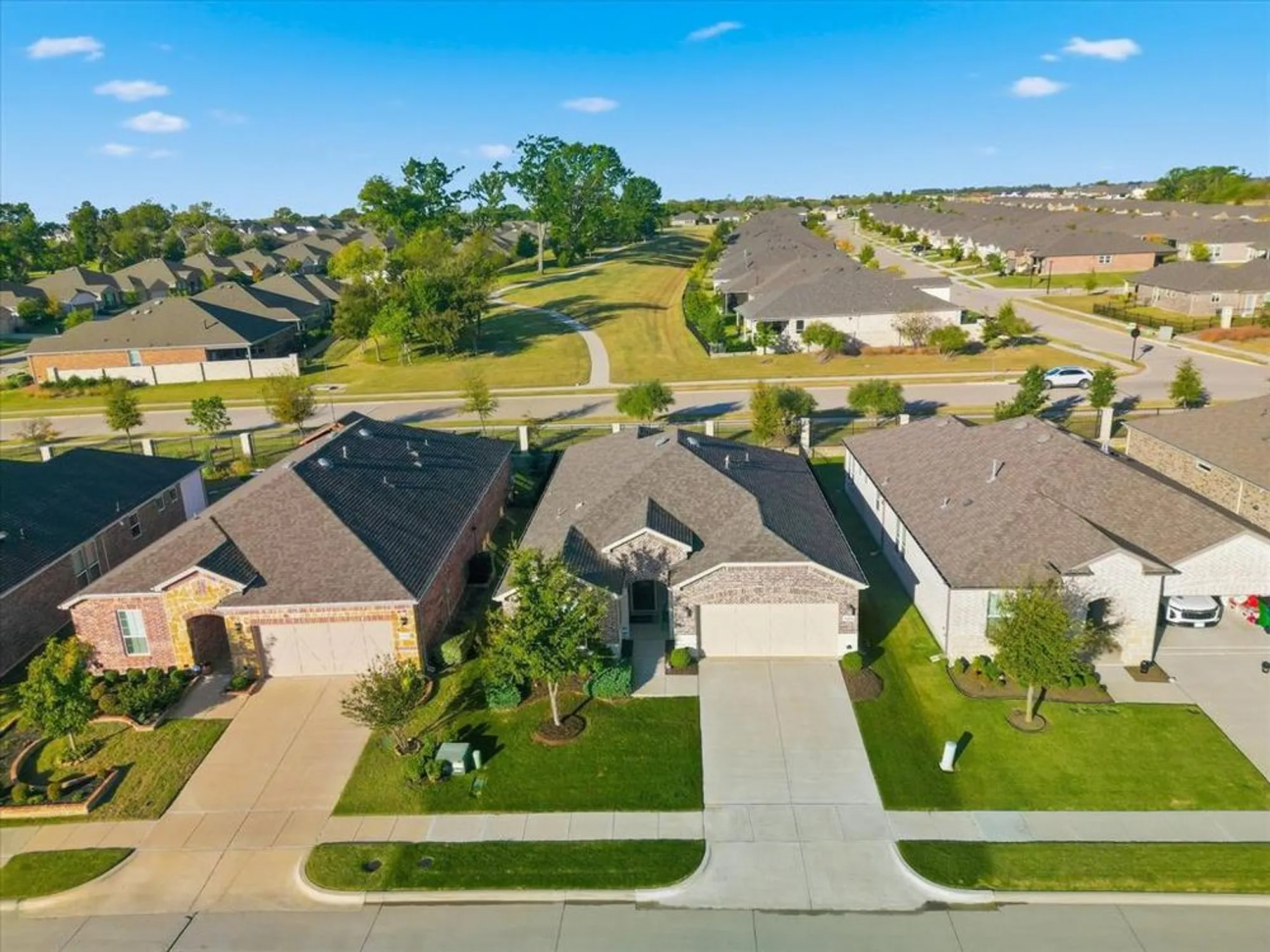 Property Slideshow image 1 of 40 | 9405 dusky trl, Mckinney, TX, 75071