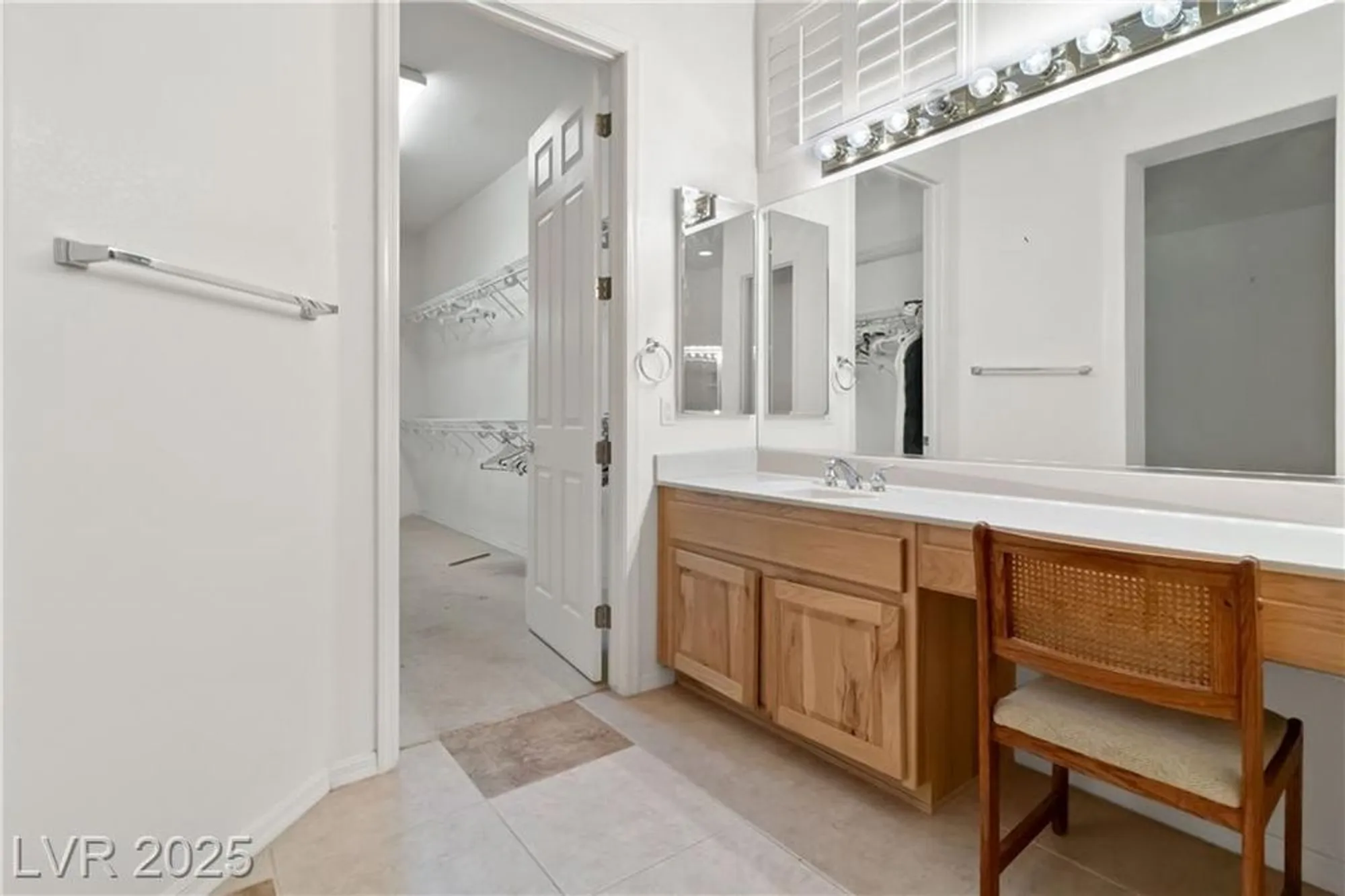 Property Slideshow image 40 of 51 | 1629 black fox canyon rd, Henderson, NV, 89052