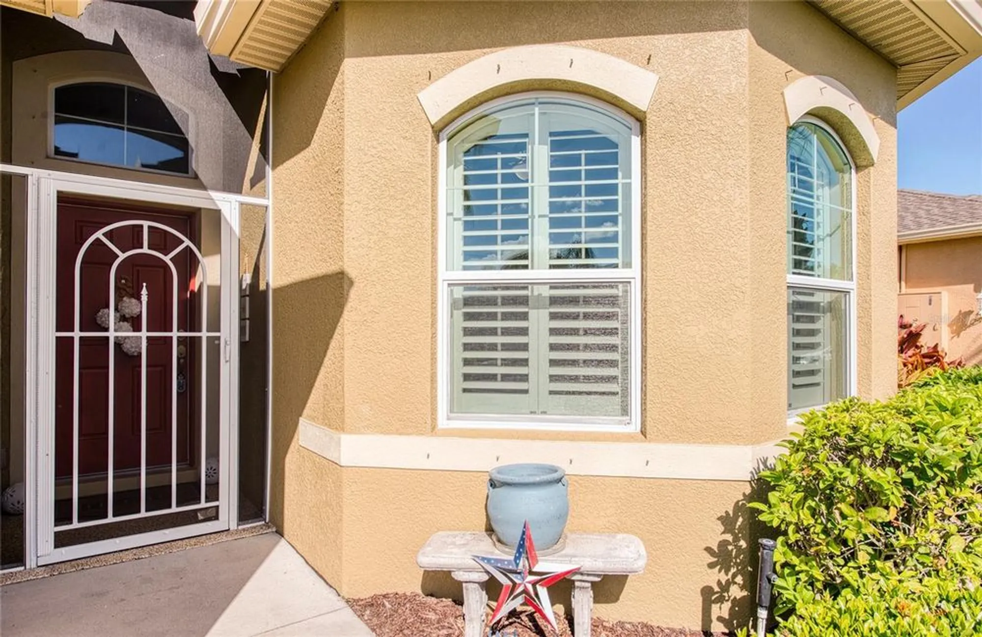 Property Slideshow image 4 of 40 | 2227 nottingham greens dr, Sun City Center, FL, 33573