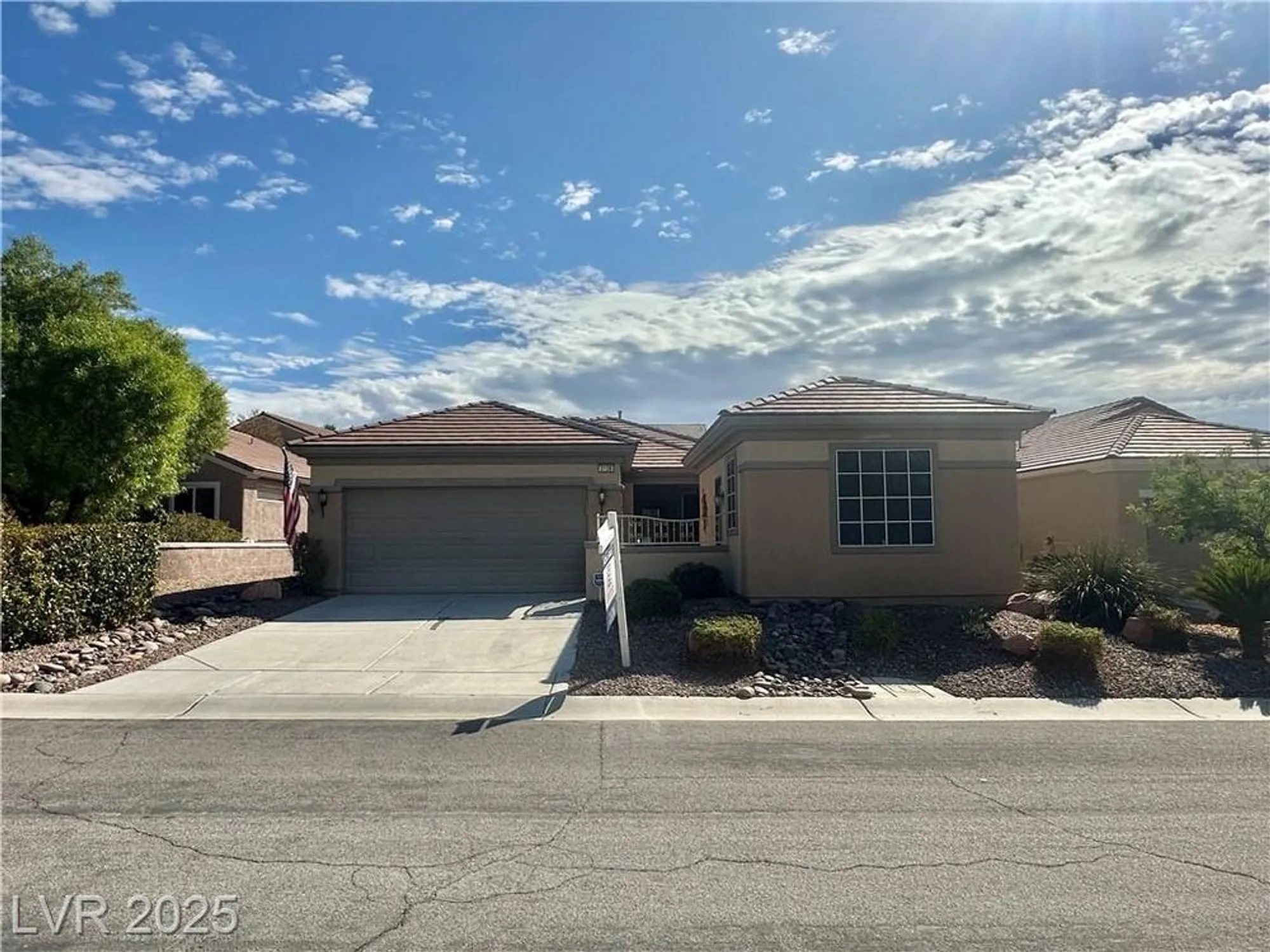 Property Slideshow image 2 of 40 | 2138 grand traverse st, Henderson, NV, 89052