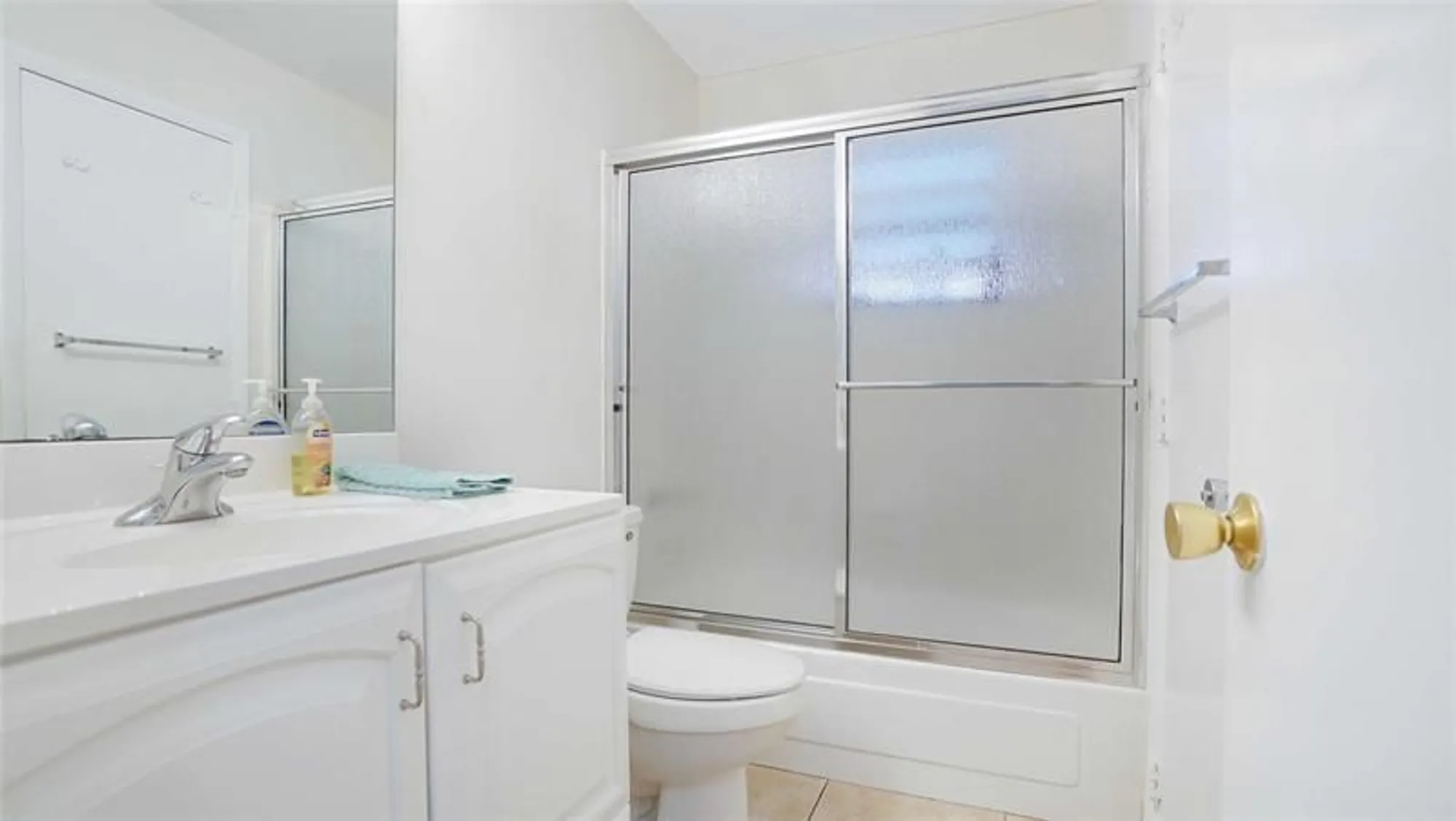 Property Slideshow image 13 of 17 | 3121 e golf blvd, Pompano Beach, FL, 33064