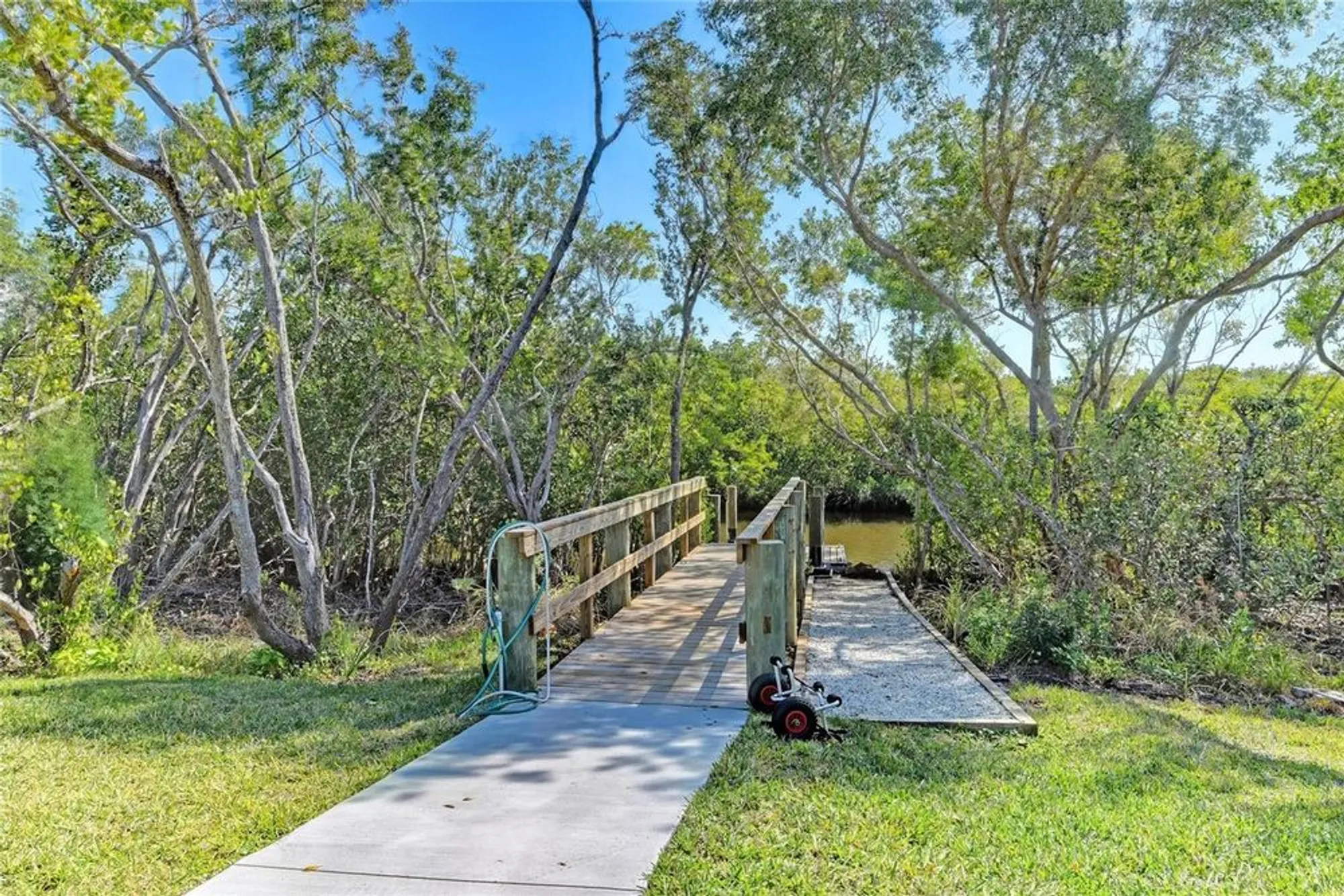 Property Slideshow image 51 of 66 | 628 estuary dr, Bradenton, FL, 34209