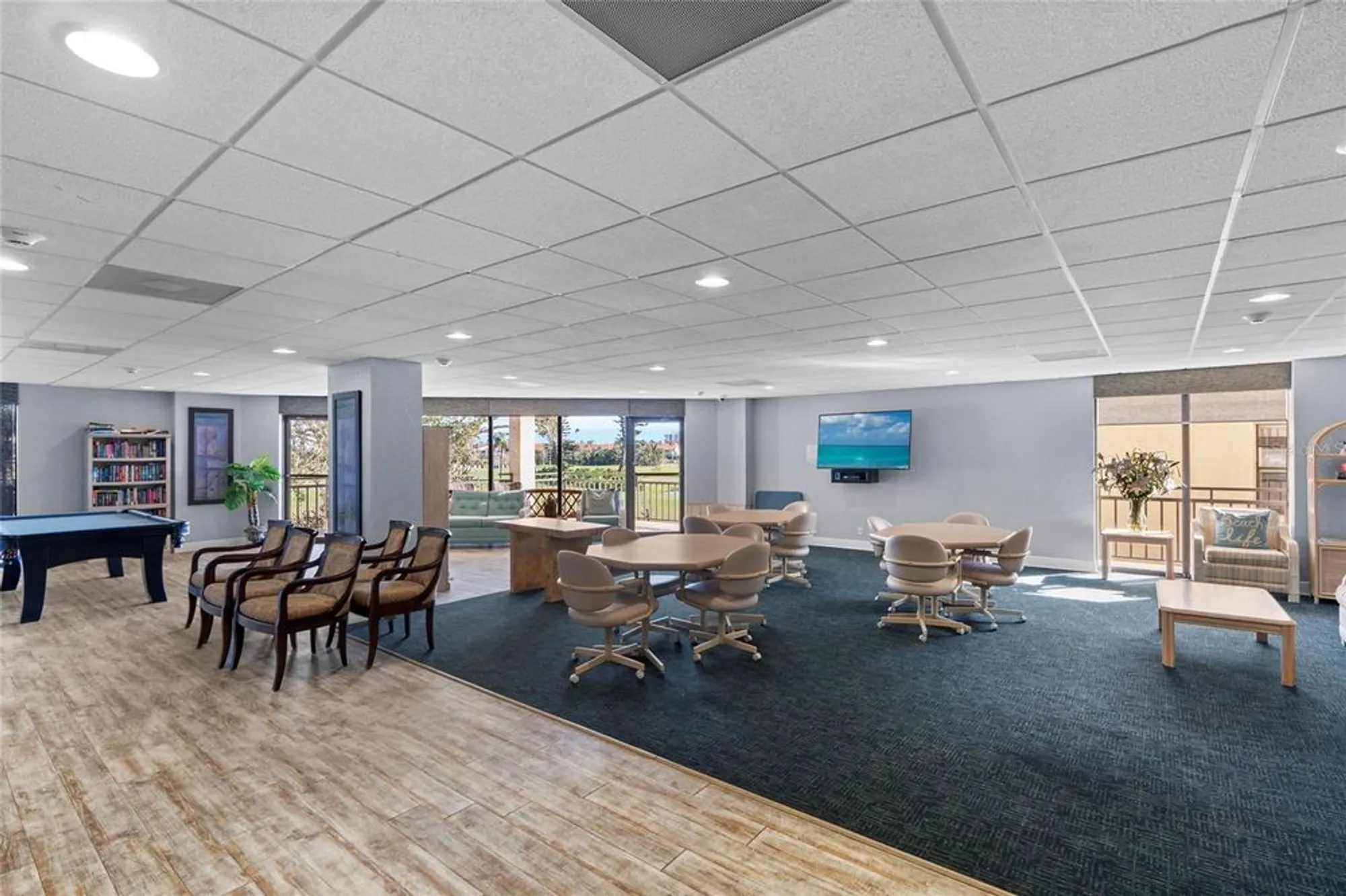 Property Slideshow image 8 of 52 | 6140 sun blvd unit 7, St Petersburg, FL, 33715