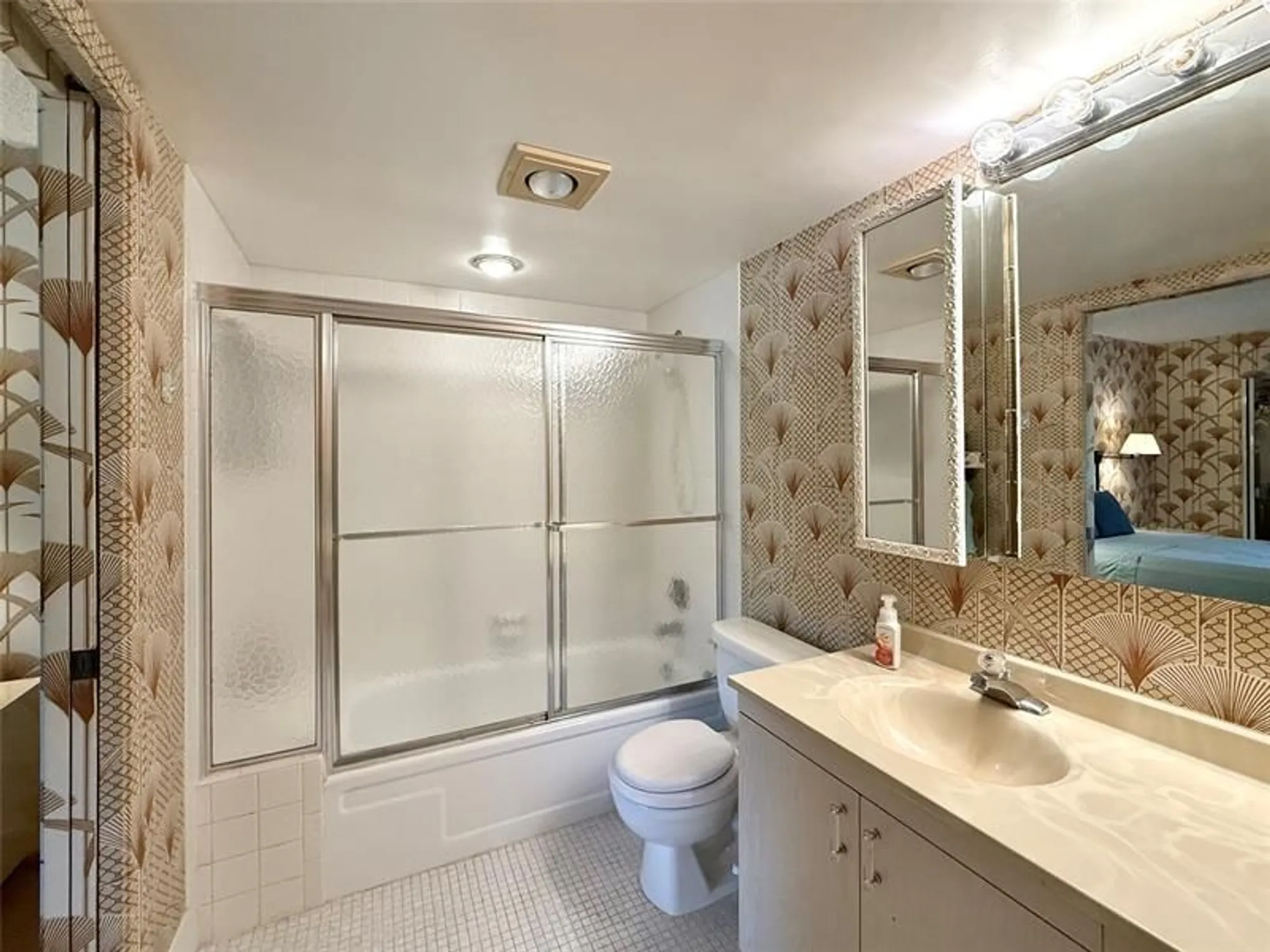 Property Slideshow image 25 of 34 | 2504 antigua ter apt d2, Coconut Creek, FL, 33066