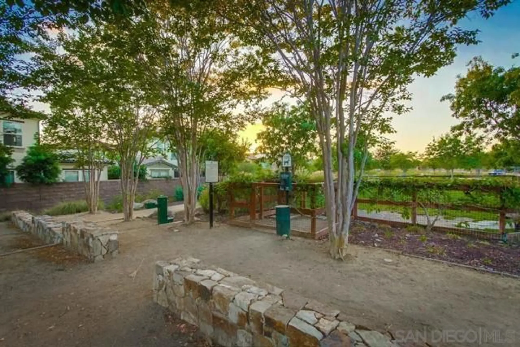 Property Slideshow image 53 of 59 | 16750 coyote bush dr 19, San Diego, CA, 92127