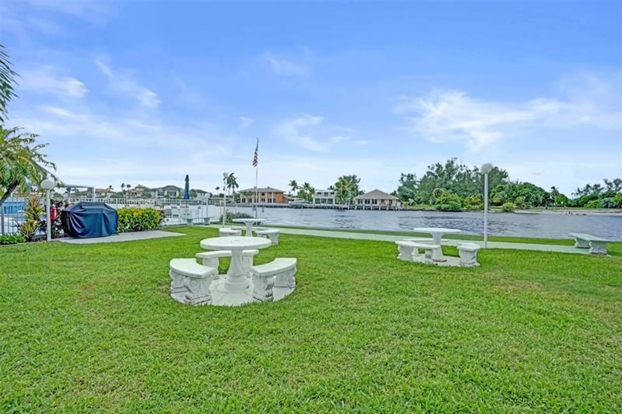 Property Slideshow image 44 of 49 | 1001 n riverside dr 304, Pompano Beach, FL, 33062