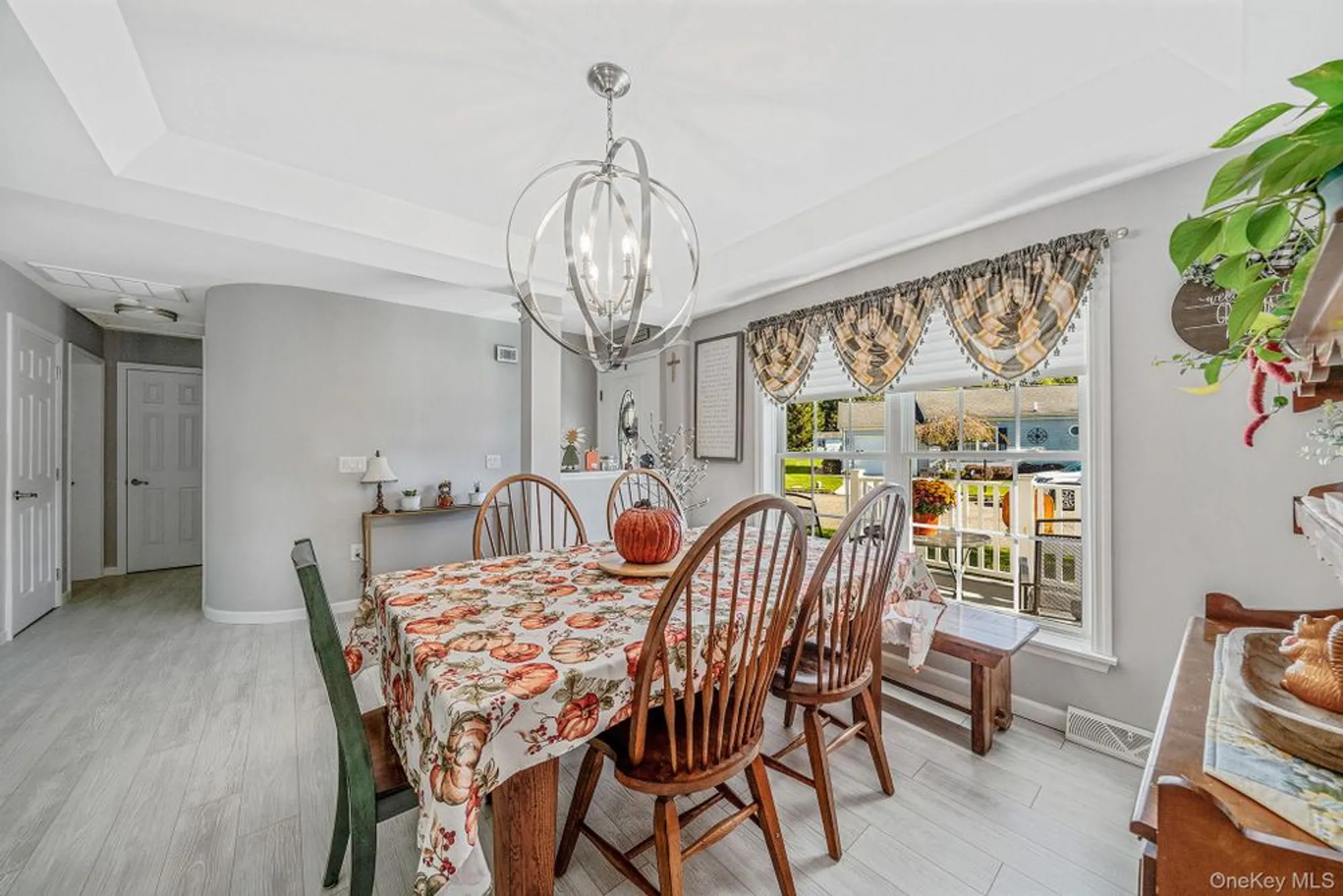 Property Slideshow image 13 of 48 | 1407 middle rd unit 258, Calverton, NY, 11933