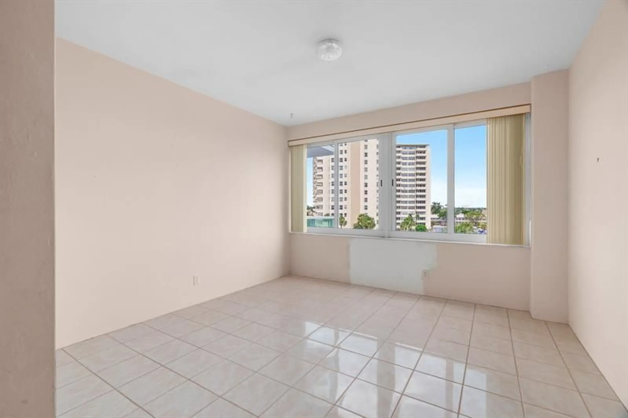 Property Slideshow image 25 of 46 | 3233 ne 34th st 508, Fort Lauderdale, FL, 33308
