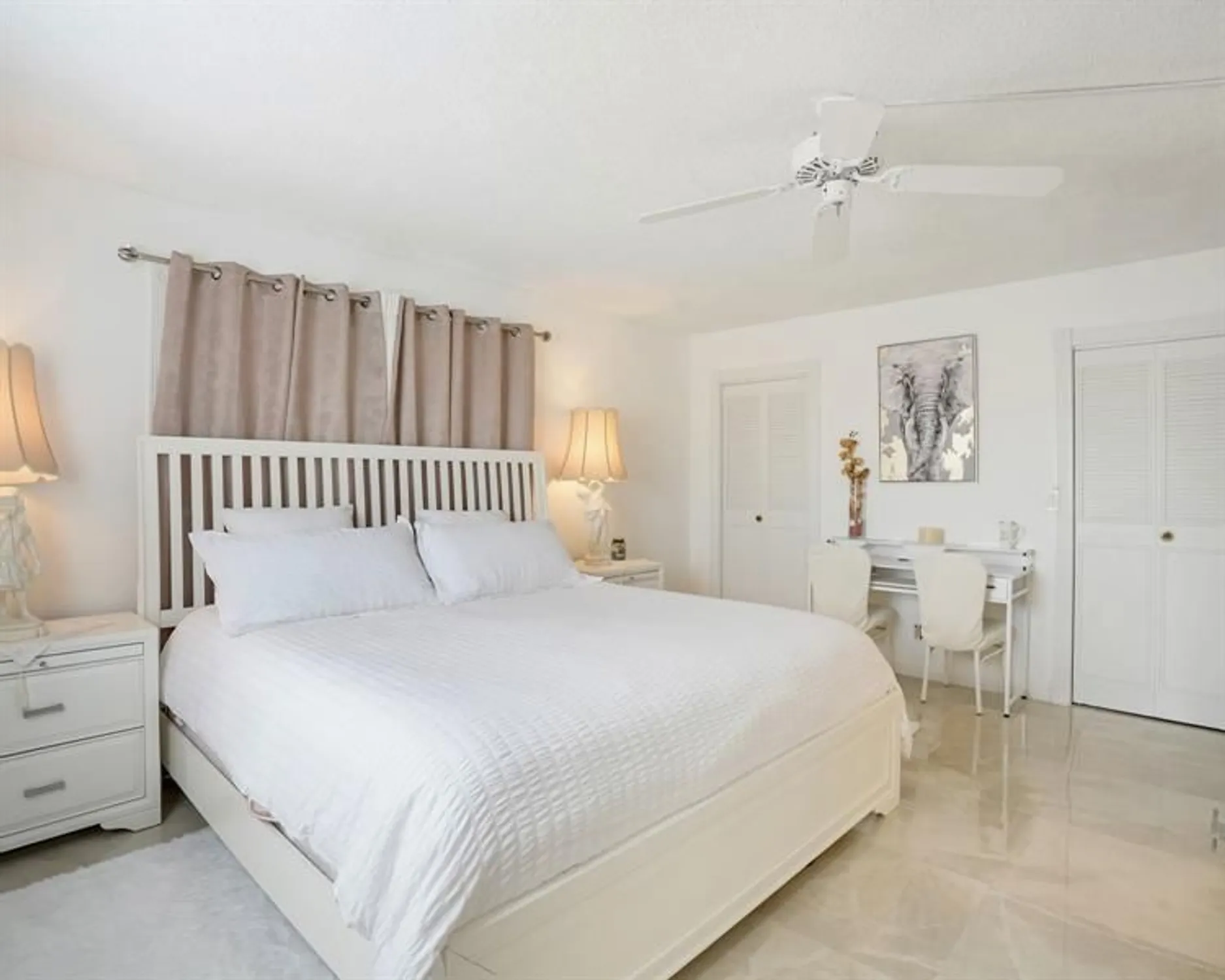 Property Slideshow image 19 of 25 | 4751 nw 21st st 300, Lauderhill, FL, 33313