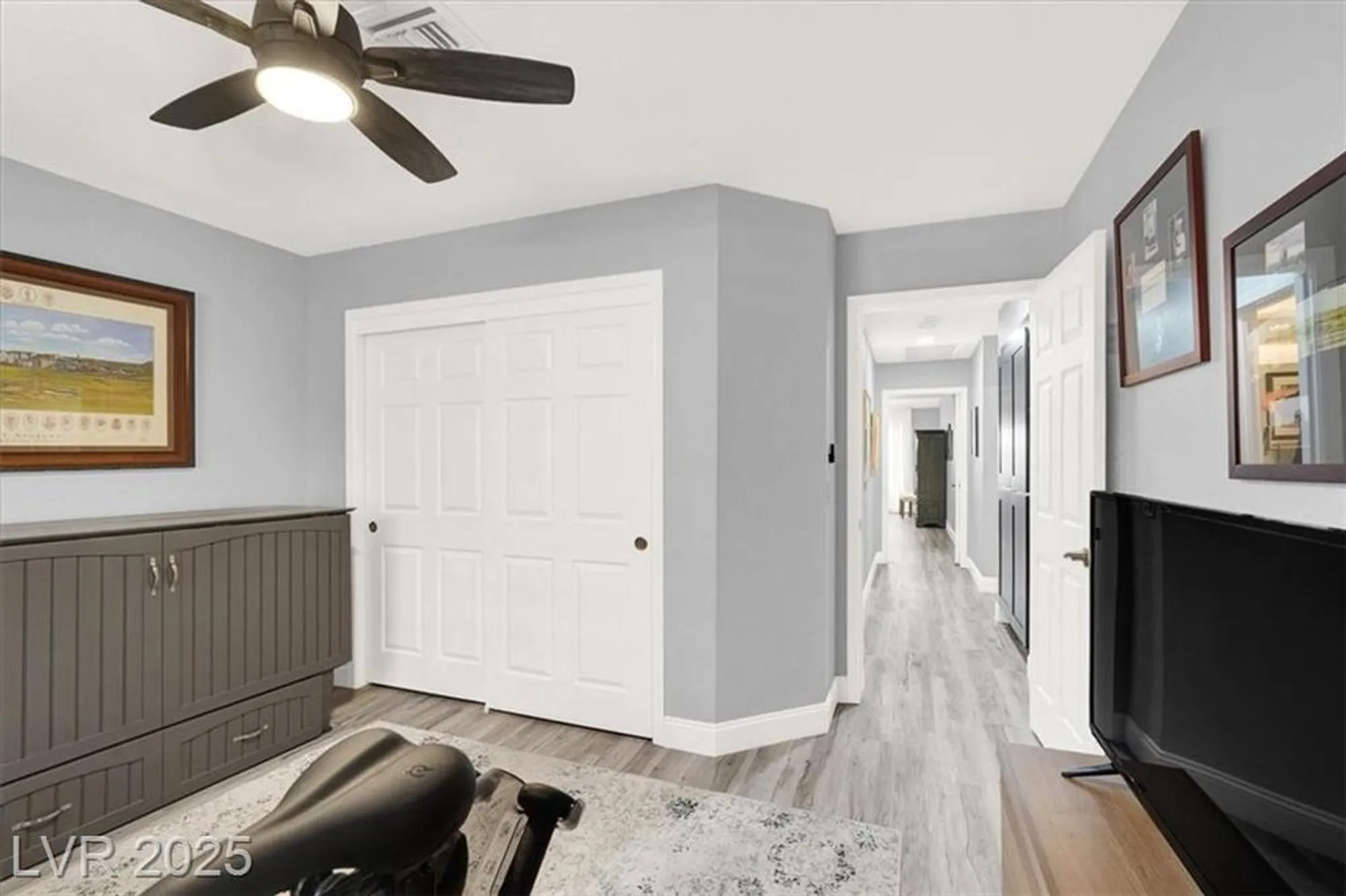 Property Slideshow image 20 of 26 | 2408 dove valley ct, Las Vegas, NV, 89134