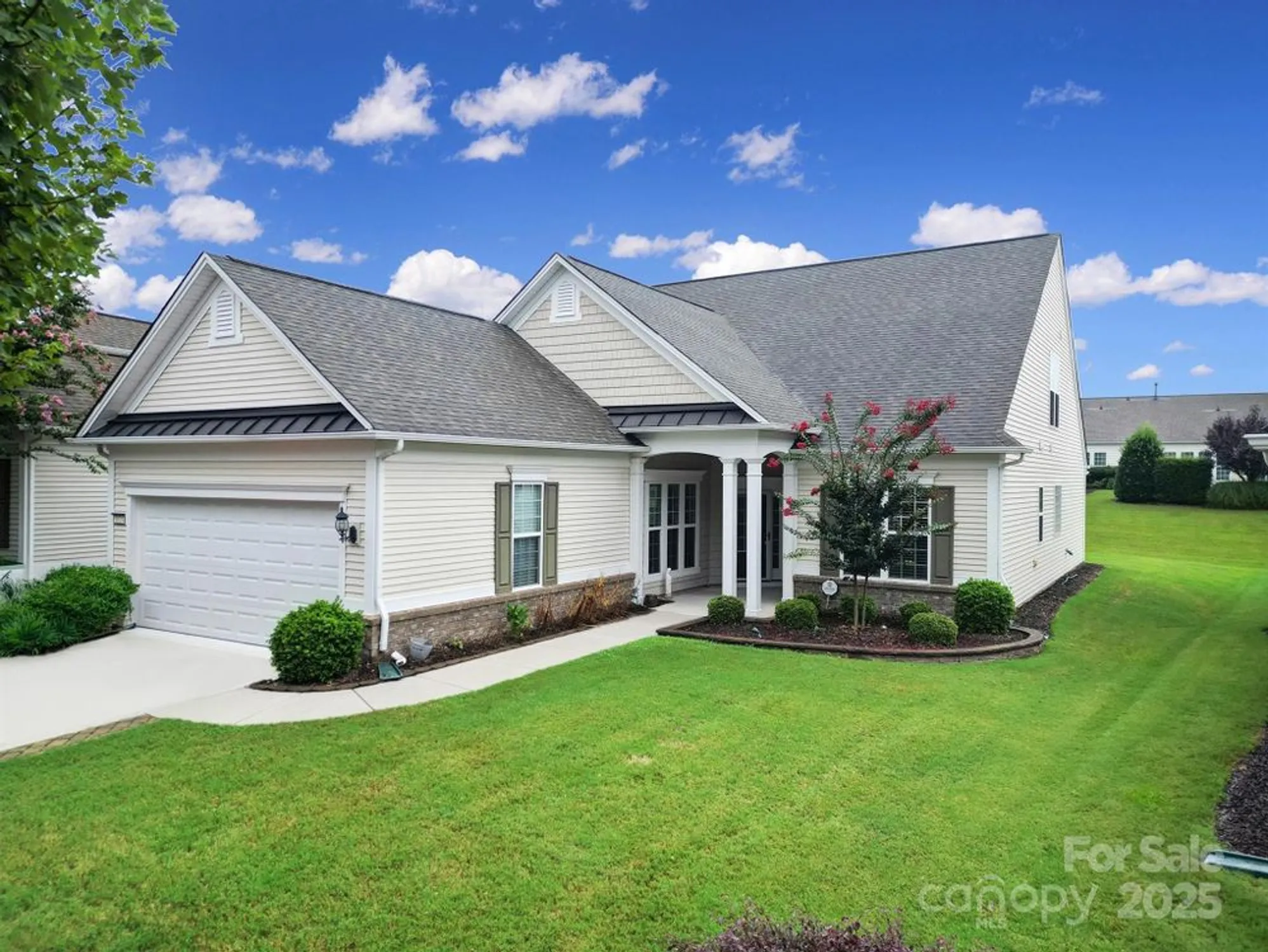 Property Slideshow image 1 of 48 | 1024 mesa verde dr, Fort Mill, SC, 29707