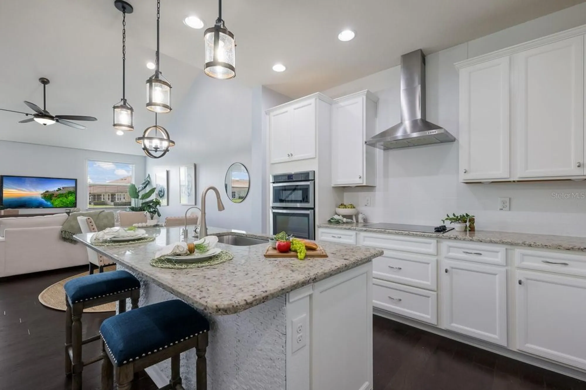 Property Slideshow image 5 of 41 | 5237 blossom cv, Lakewood Ranch, FL, 34211