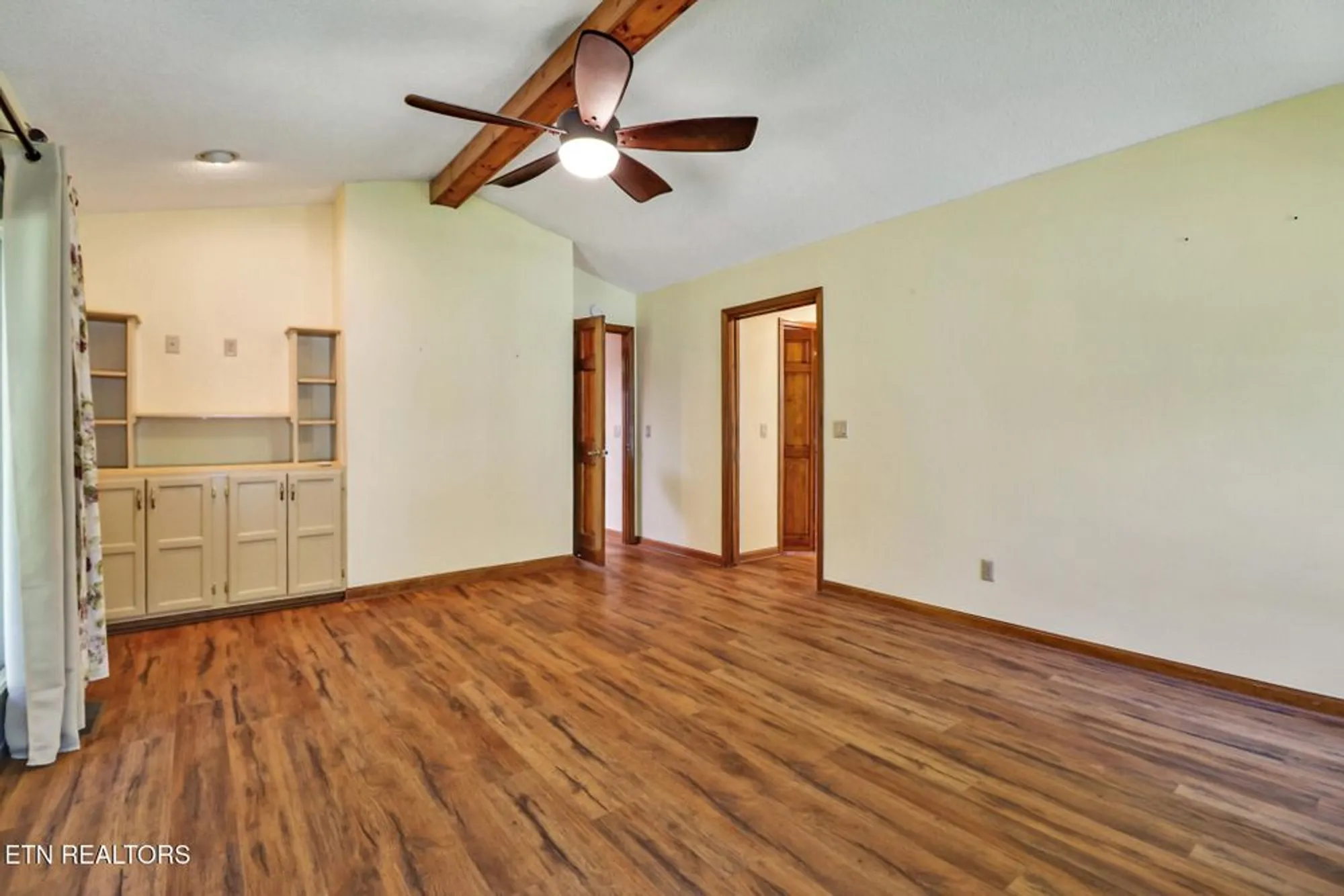 Property Slideshow image 26 of 51 | 143 sugarbush cir, Crossville, TN, 38558