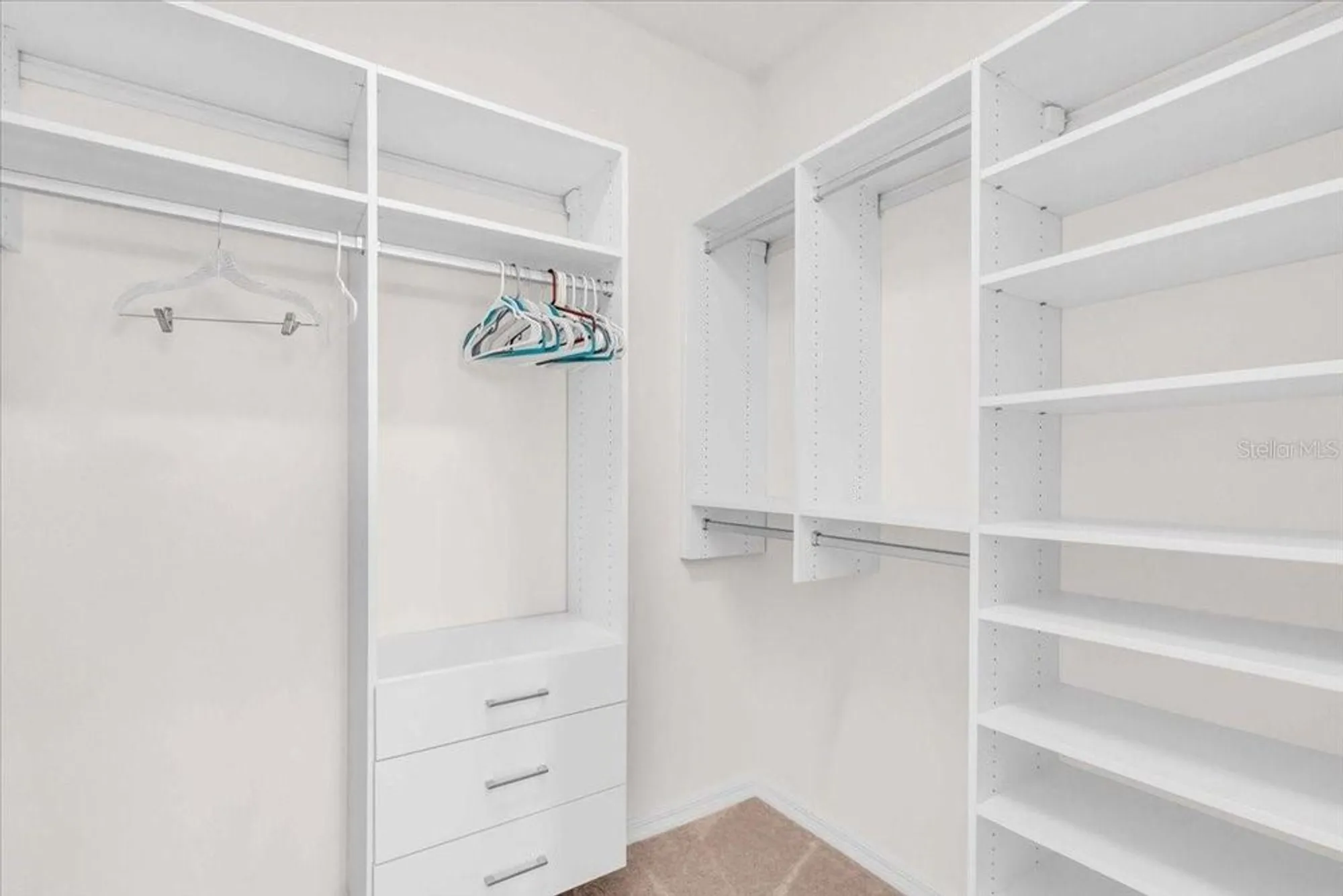 Property Slideshow image 24 of 51 | 10051 crooked creek dr 202, Venice, FL, 34293