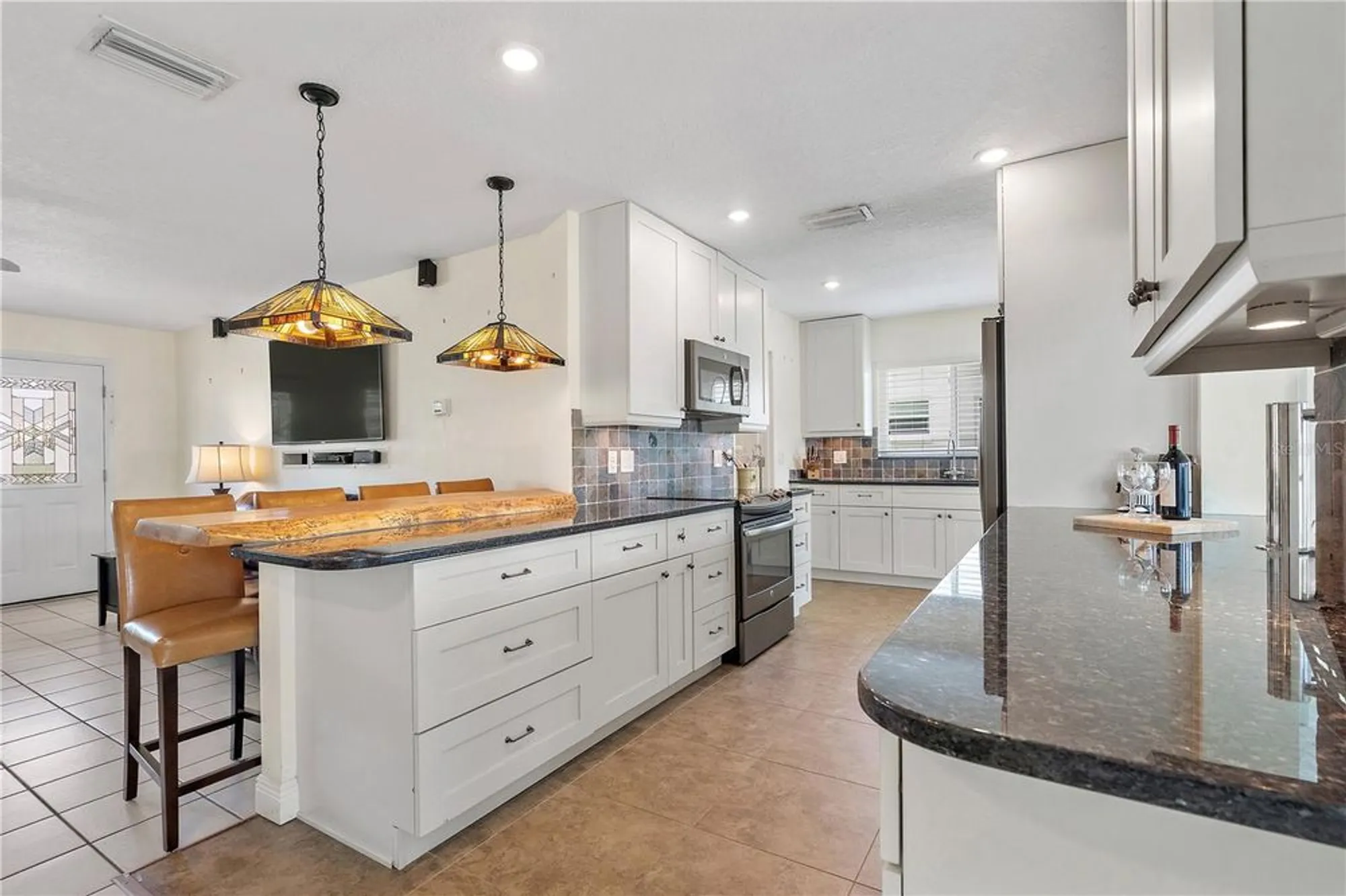 Property Slideshow image 9 of 37 | 9226 41st st, Pinellas Park, FL, 33782