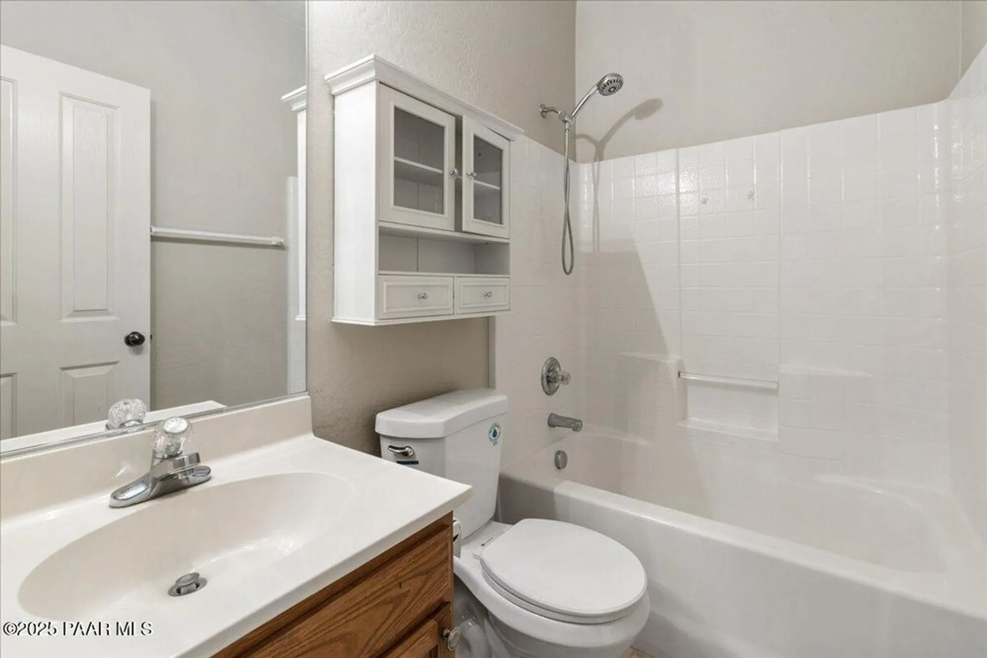 Property Slideshow image 14 of 16 | 4976 summit cir, Prescott, AZ, 86301