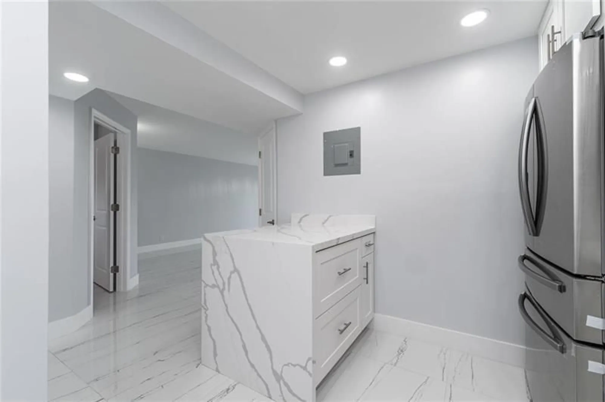 Property Slideshow image 11 of 28 | 361 s hollybrook dr 105, Pembroke Pines, FL, 33025