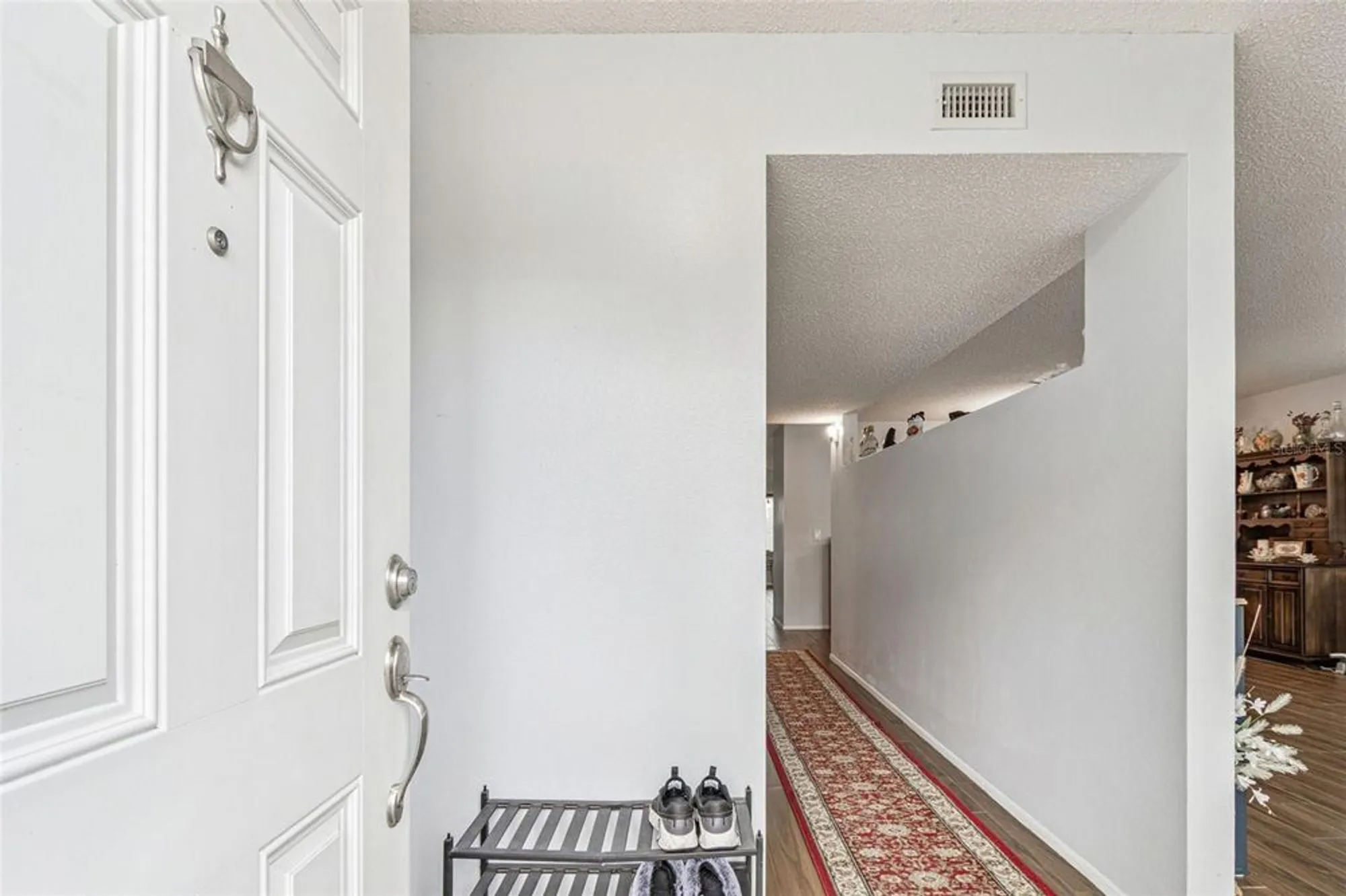 Property Slideshow image 6 of 100 | 2221 norwegian dr 41, Clearwater, FL, 33763