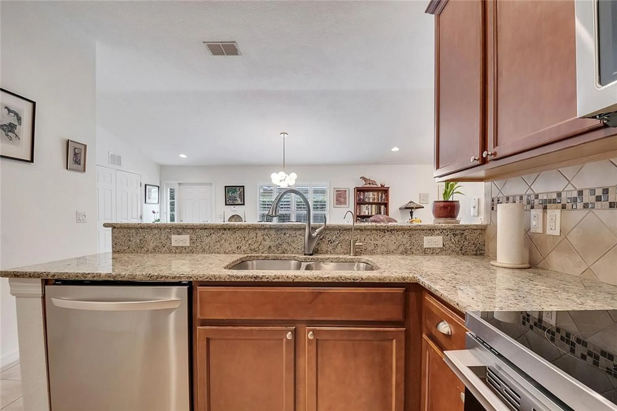 Property Slideshow image 14 of 53 | 11959 fiore dr, Orlando, FL, 32827