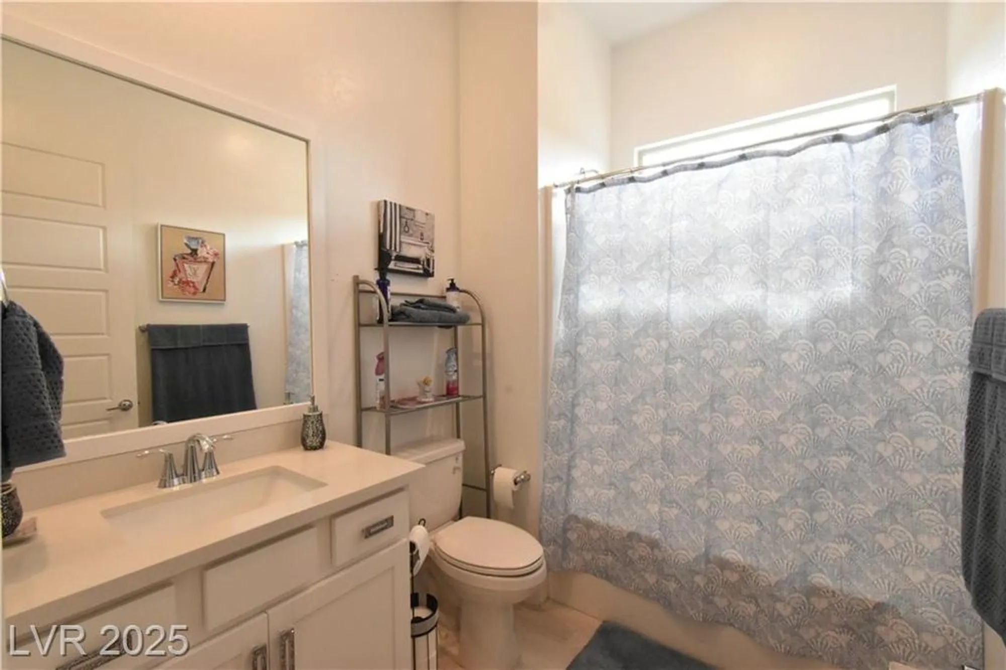 Property Slideshow image 43 of 88 | 12468 primrose grove ln, Las Vegas, NV, 89138