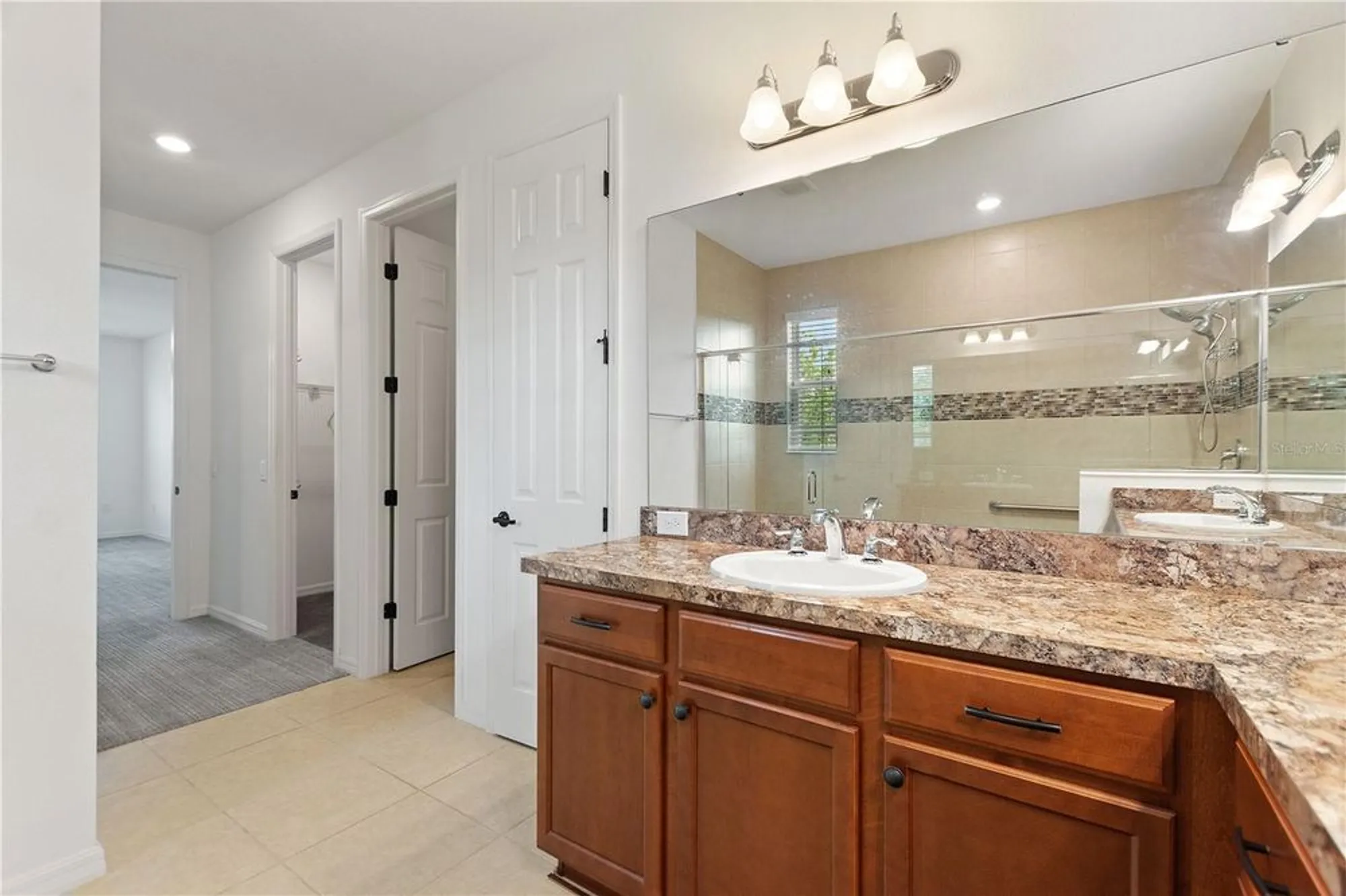 Property Slideshow image 24 of 46 | 803 jasmine creek rd, Kissimmee, FL, 34759