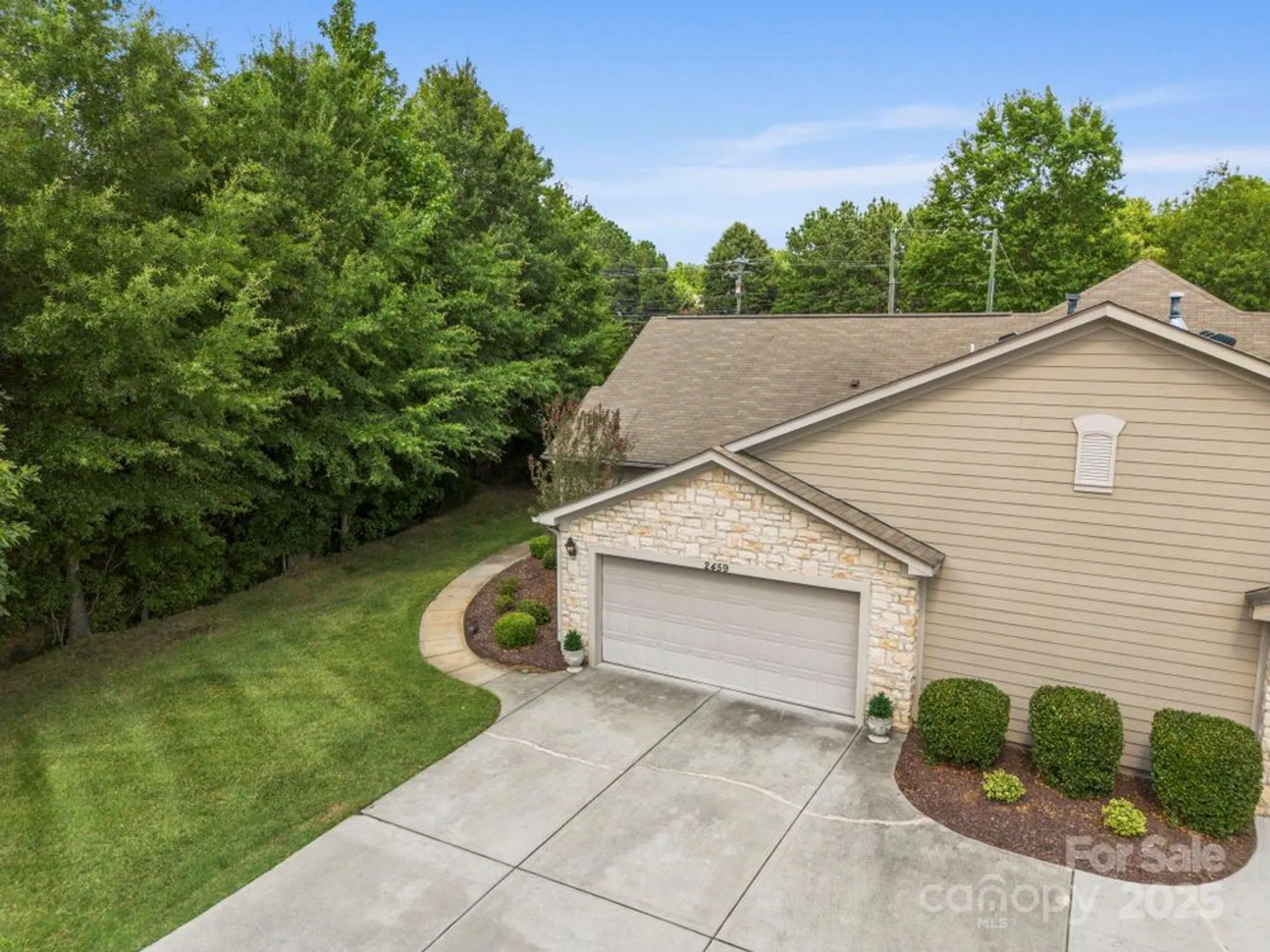 Property Slideshow image 31 of 31 | 2459 coltsview ln, Matthews, NC, 28105