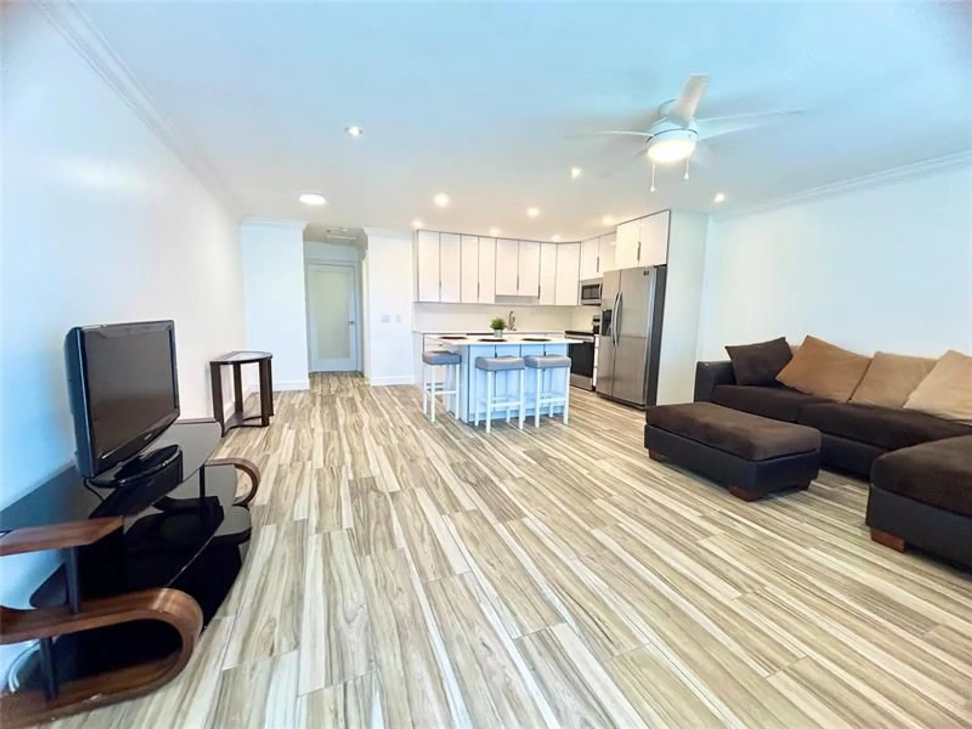 Property Slideshow image 10 of 70 | 279 oakridge p # 279, Deerfield Beach, FL, 33442