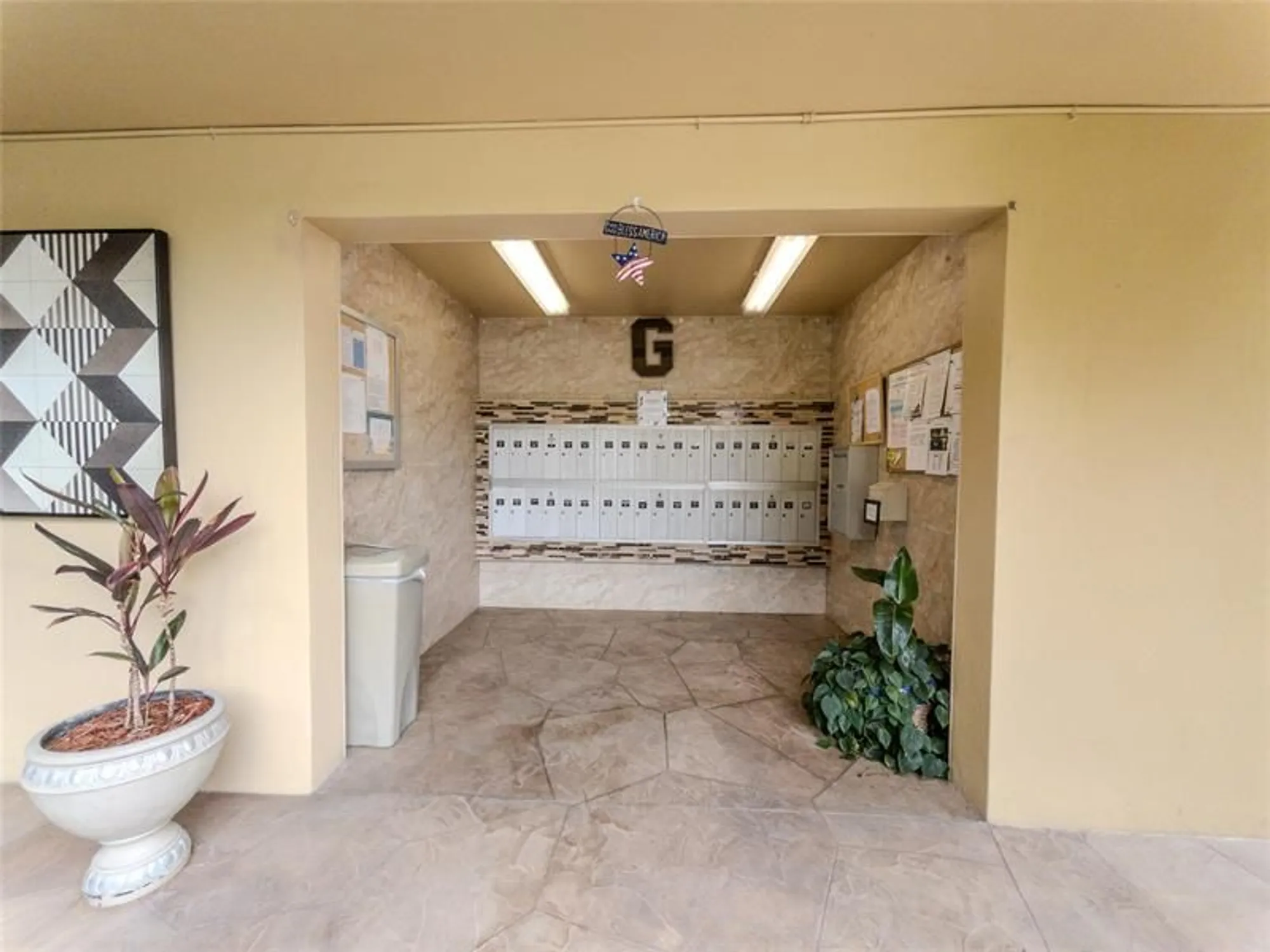 Property Slideshow image 33 of 41 | 7516 ashmont cir 104, Tamarac, FL, 33321