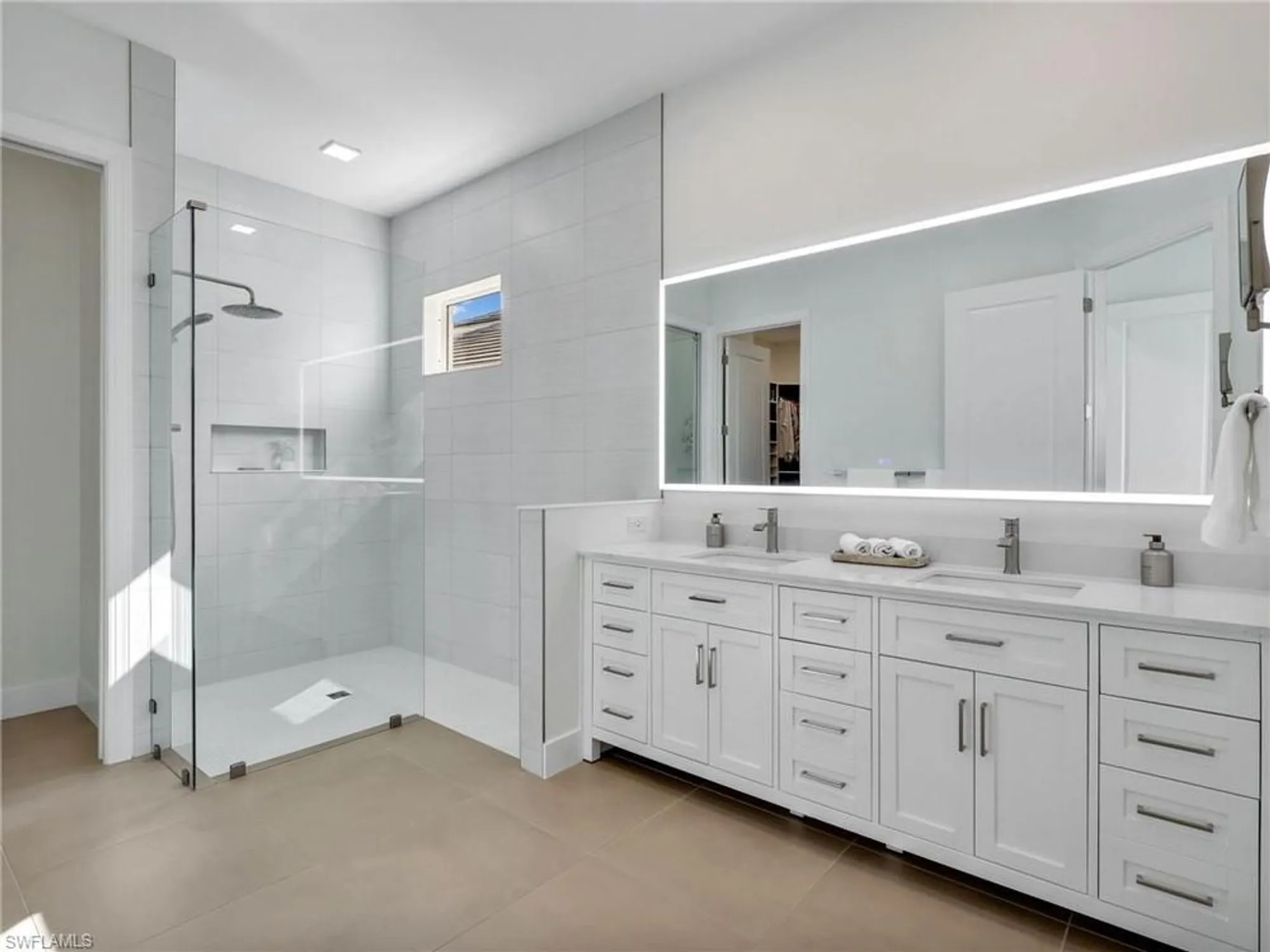 Property Slideshow image 17 of 46 | 11934 molto dr, Fort Myers, FL, 33913