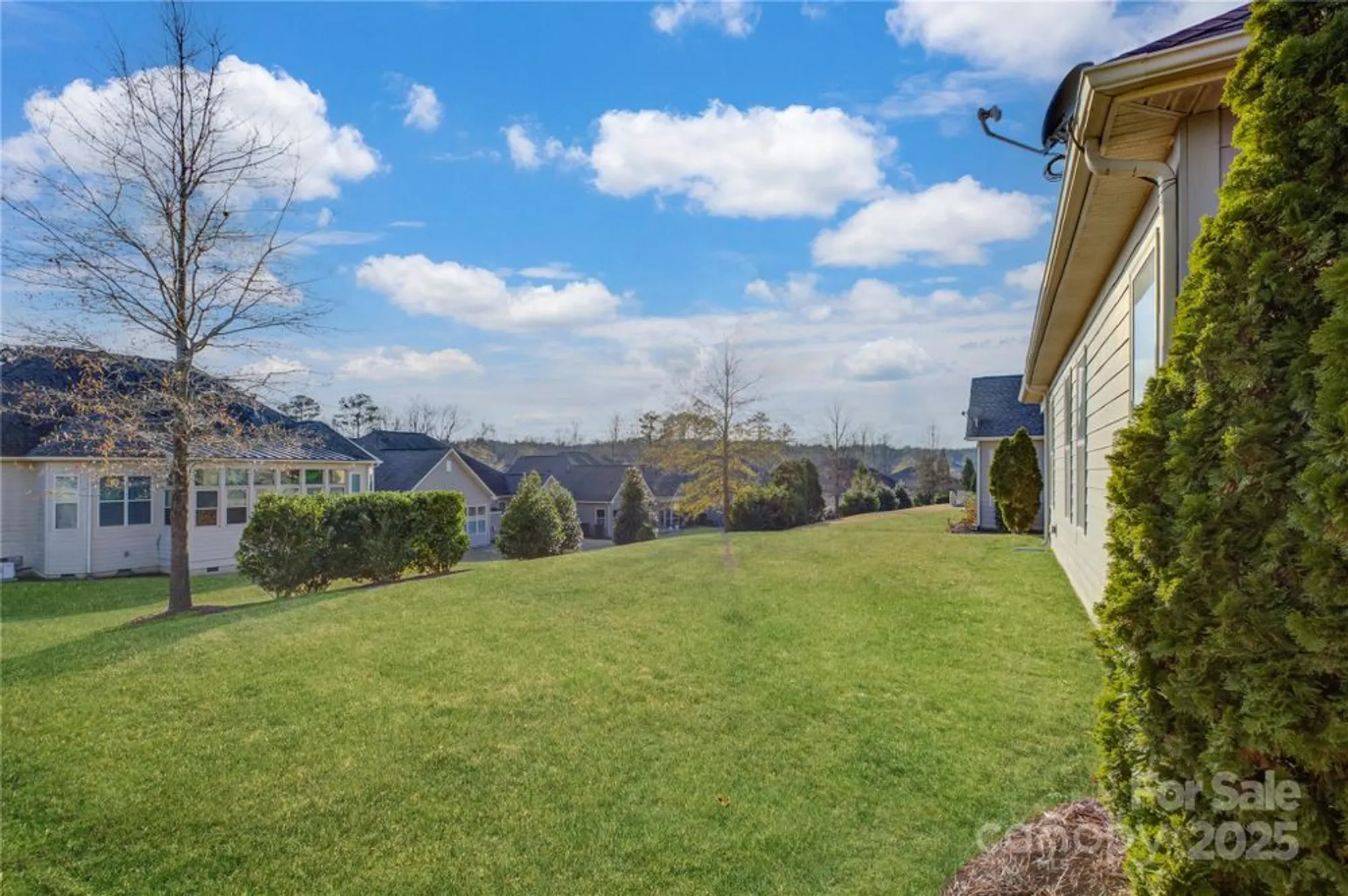 Property Slideshow image 3 of 48 | 15511 lake ridge rd, Charlotte, NC, 28278