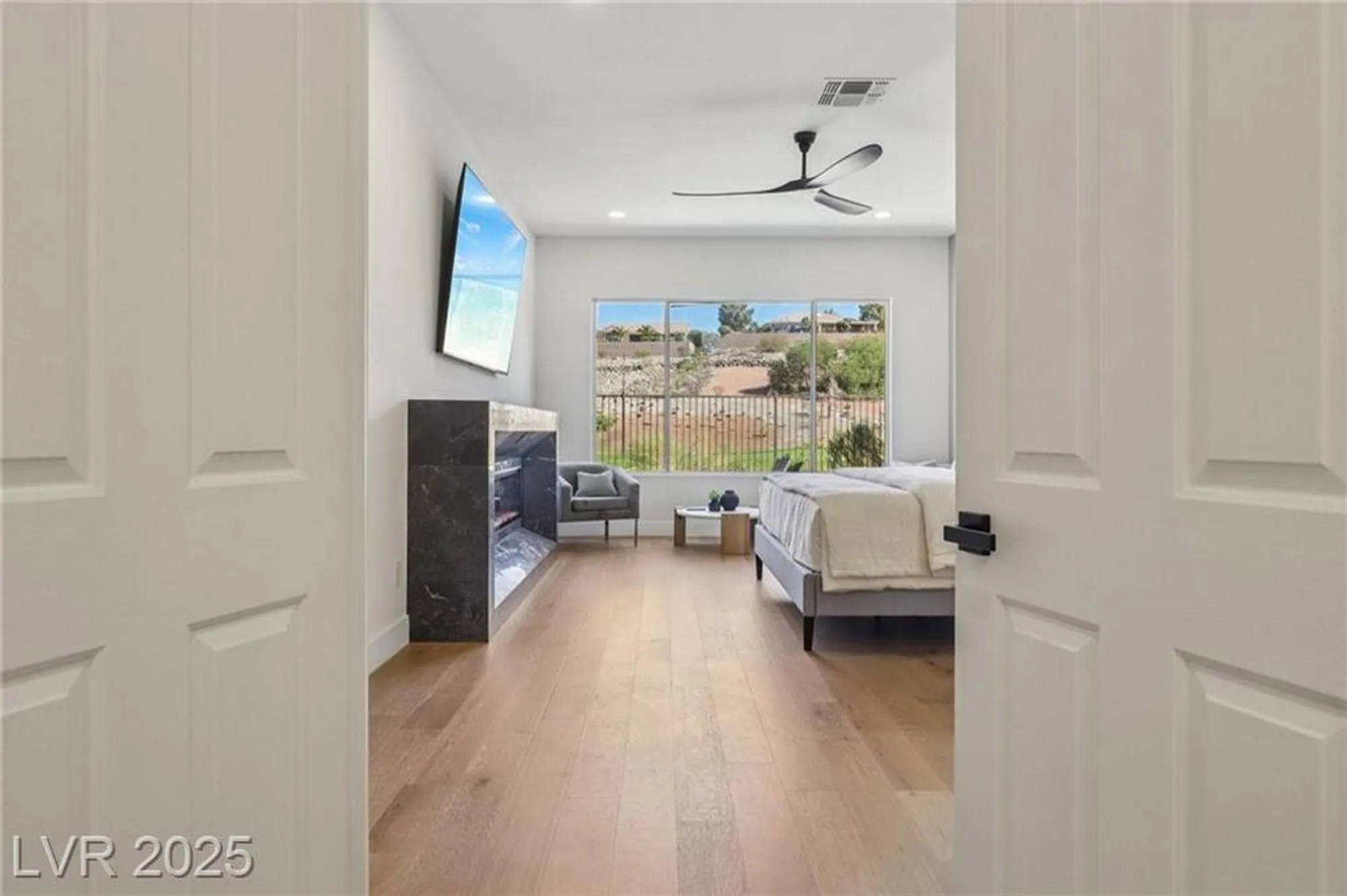 Property Slideshow image 33 of 82 | 2386 hardin ridge dr, Henderson, NV, 89052