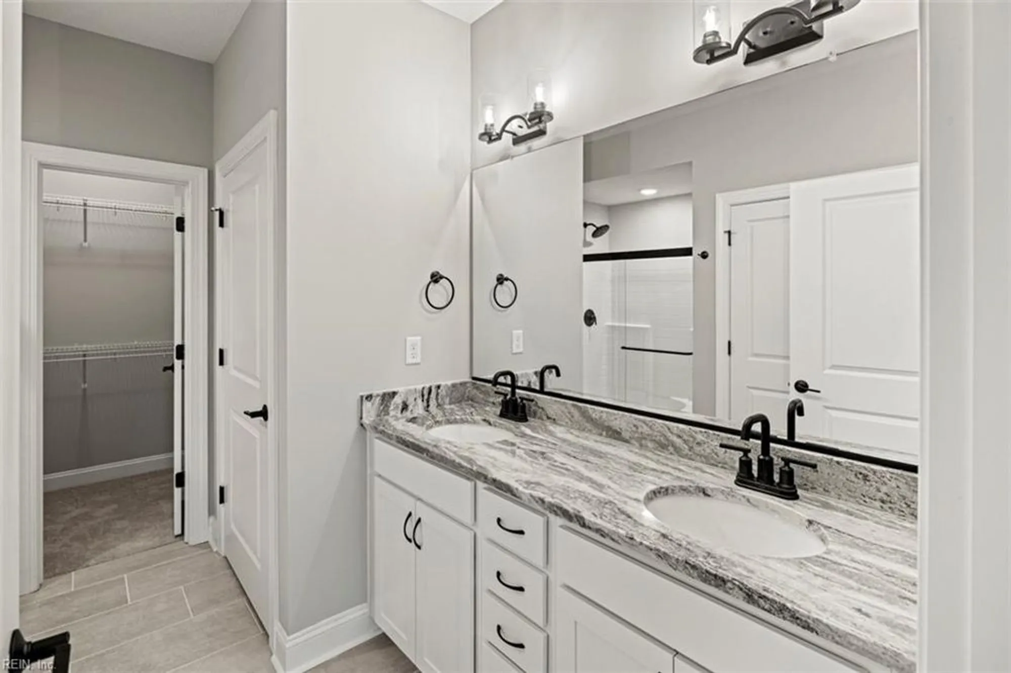 Property Slideshow image 13 of 20 | 4611 longleaf pl, Chesapeake, VA, 23321
