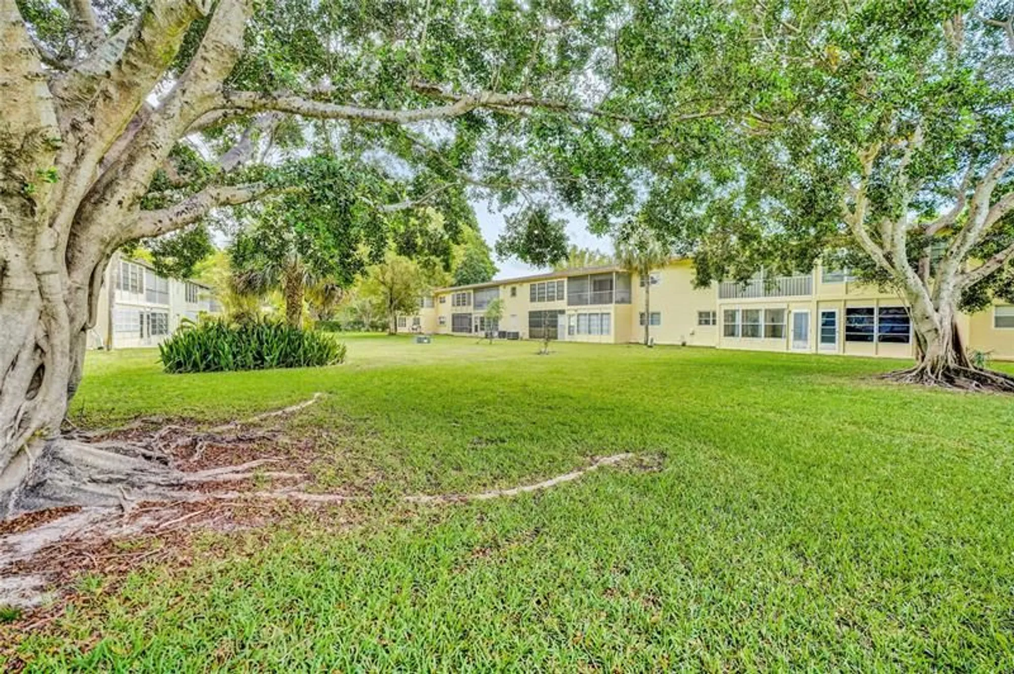 Property Slideshow image 25 of 36 | 7640 nw 1st st 202, Margate, FL, 33063