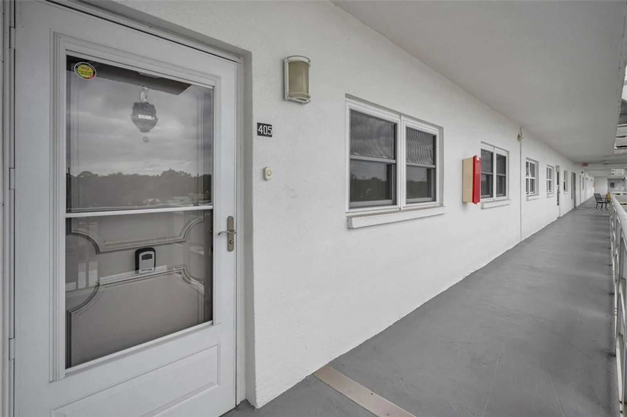 Property Slideshow image 9 of 84 | 5501 80th st n unit 405, St Petersburg, FL, 33709