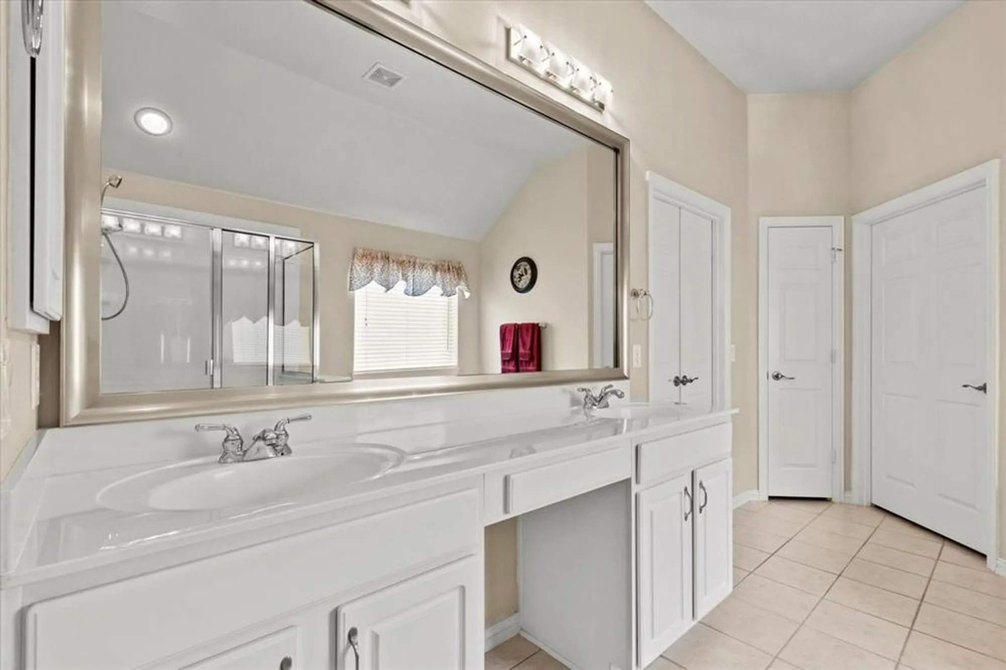 Property Slideshow image 19 of 37 | 927 oakland hills dr, Fairview, TX, 75069