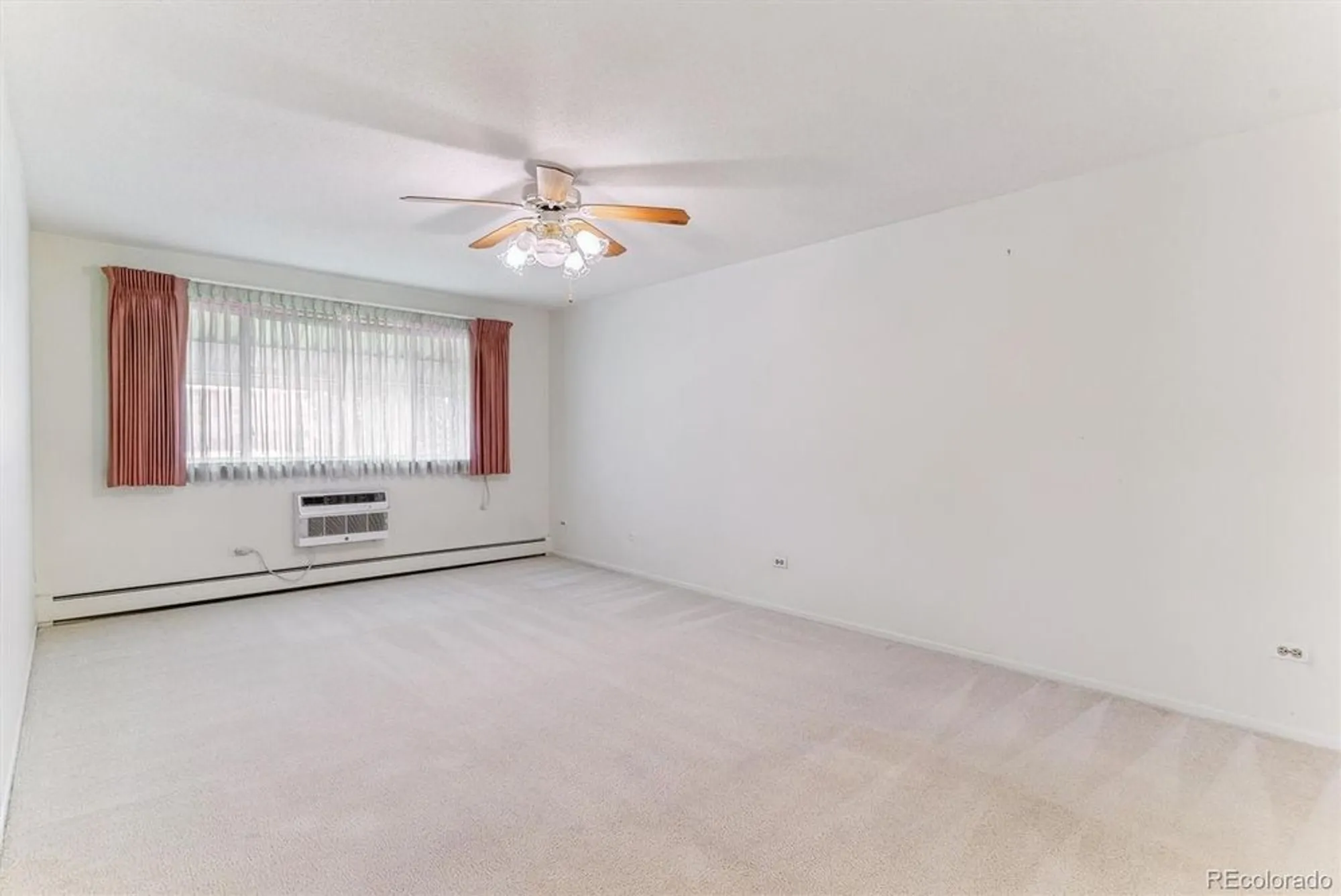 Property Slideshow image 14 of 26 | 620 s alton way 5b, Denver, CO, 80247