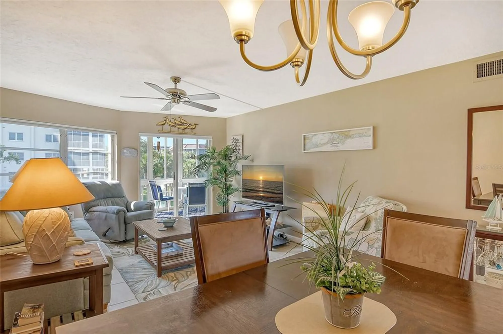 Property Slideshow image 10 of 90 | 1300 n portofino dr apt 305, Sarasota, FL, 34242