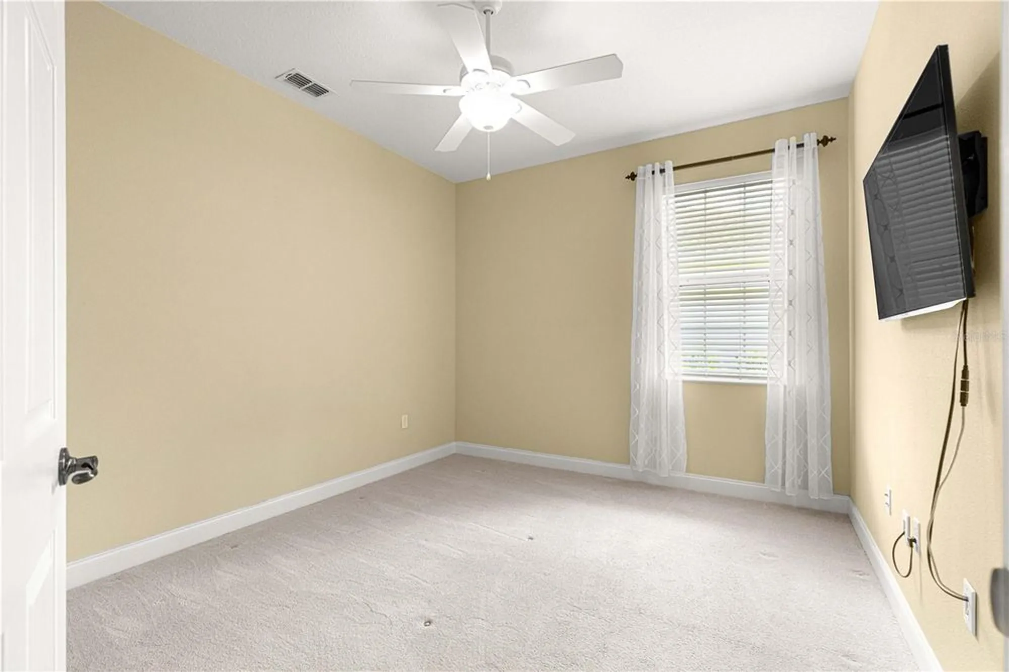 Property Slideshow image 11 of 43 | 9365 sw 94th loop, Ocala, FL, 34481