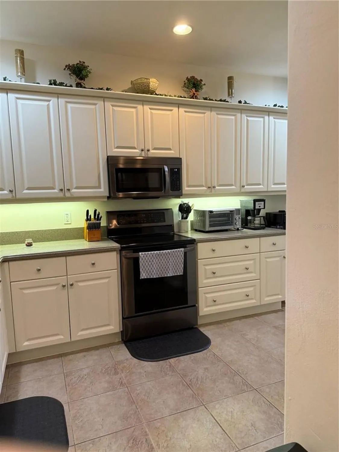 Property Slideshow image 13 of 36 | 3604 romea cir, New Smyrna Beach, FL, 32168