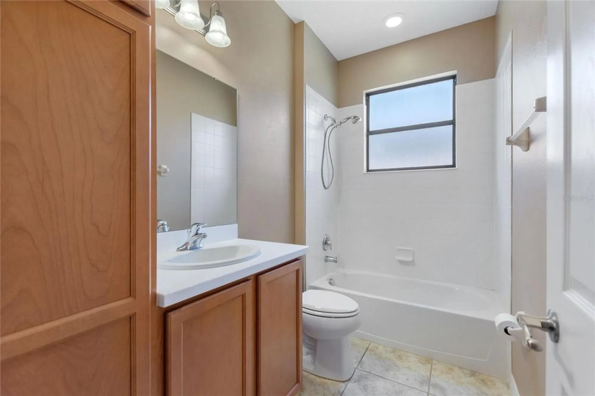Property Slideshow image 12 of 44 | 555 presido park pl, Kissimmee, FL, 34759