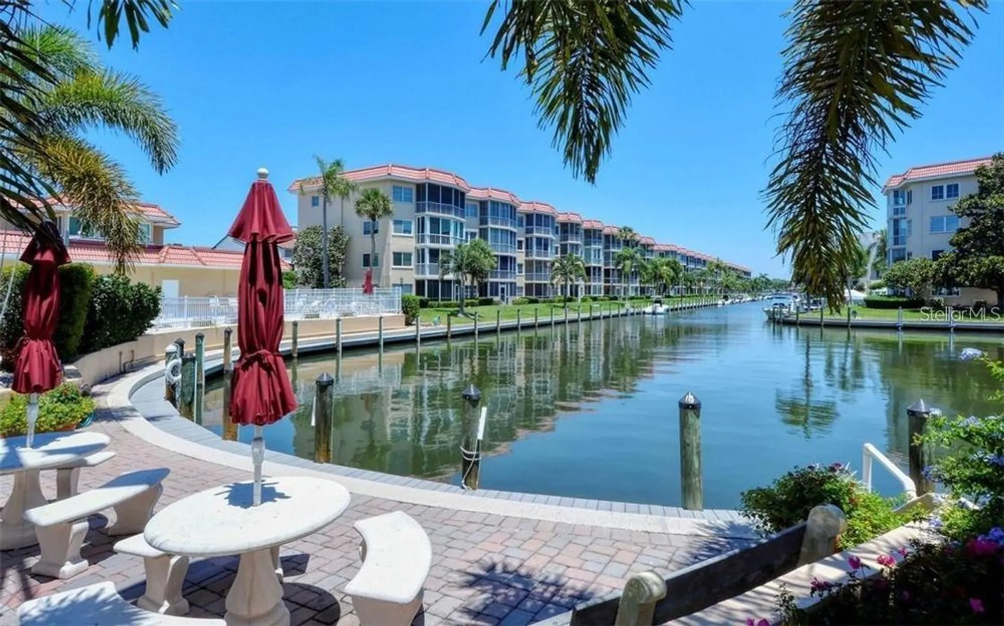 Property Slideshow image 6 of 60 | 1350 n portofino dr apt 108, Sarasota, FL, 34242