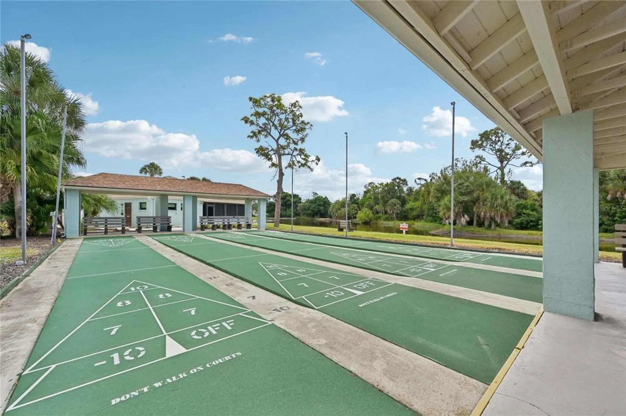 Property Slideshow image 49 of 52 | 624 barnacle ct, Englewood, FL, 34223