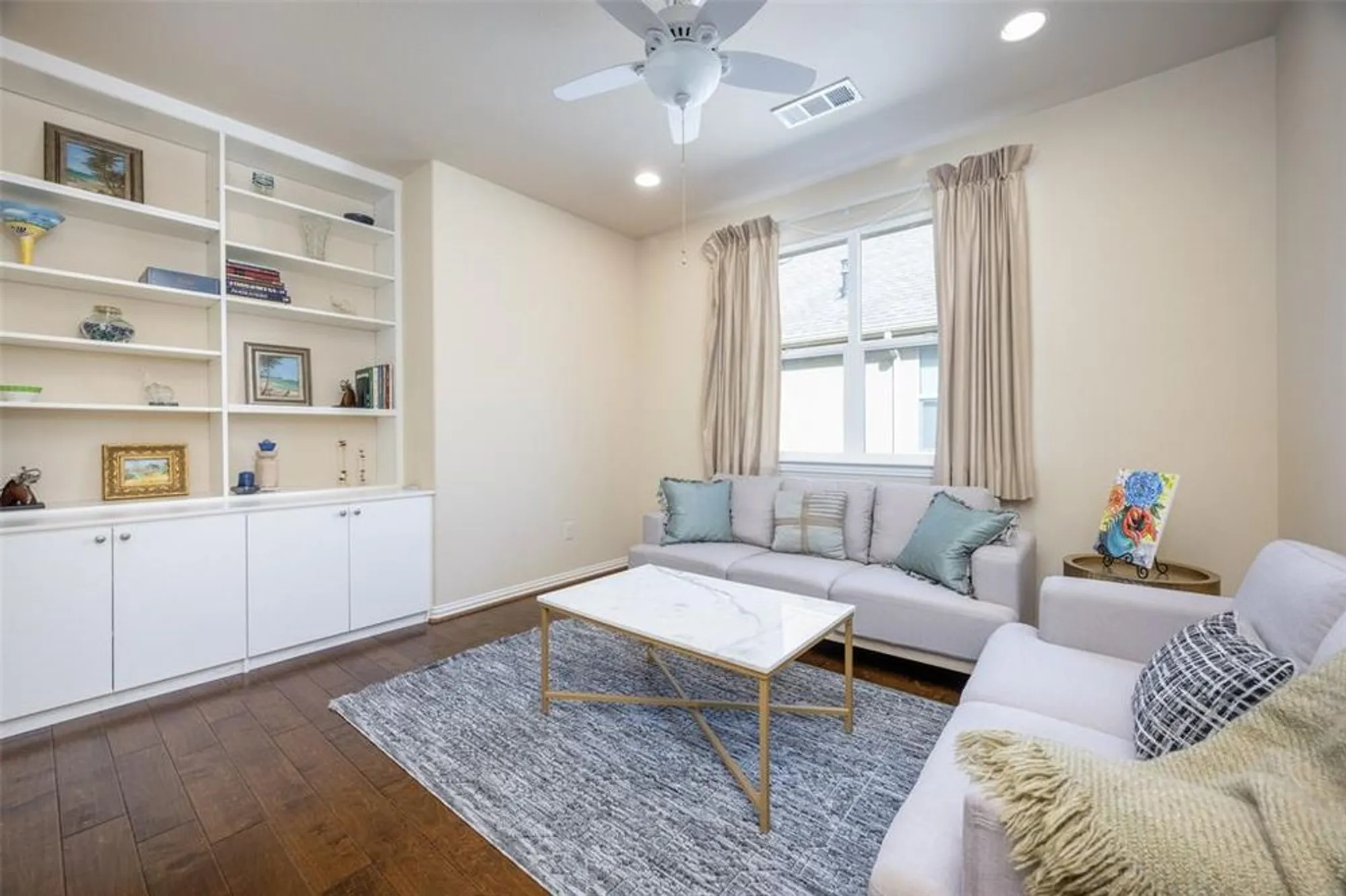 Property Slideshow image 28 of 39 | 11800 southerland dr, Denton, TX, 76207