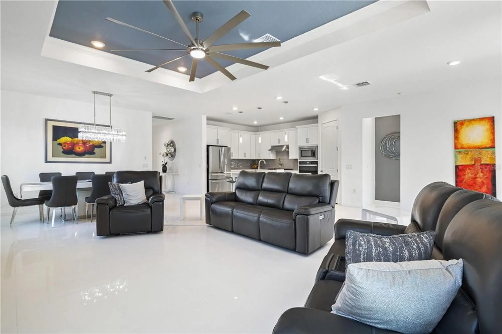 Property Slideshow image 18 of 70 | 15162 canopy cove dr, Winter Garden, FL, 34787