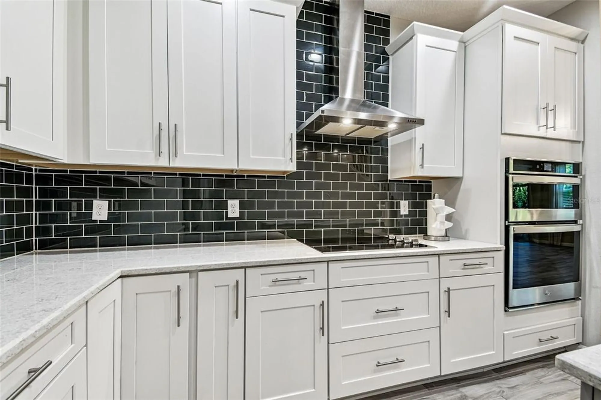 Property Slideshow image 32 of 96 | 5212 blossom cv, Bradenton, FL, 34211