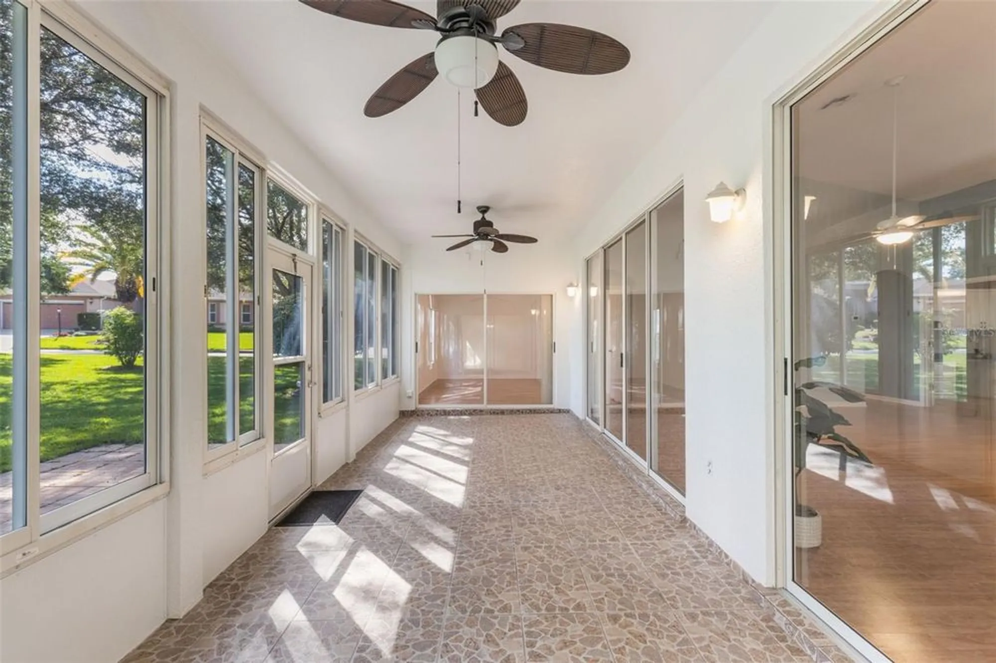 Property Slideshow image 24 of 61 | 24502 parlange ct, Leesburg, FL, 34748