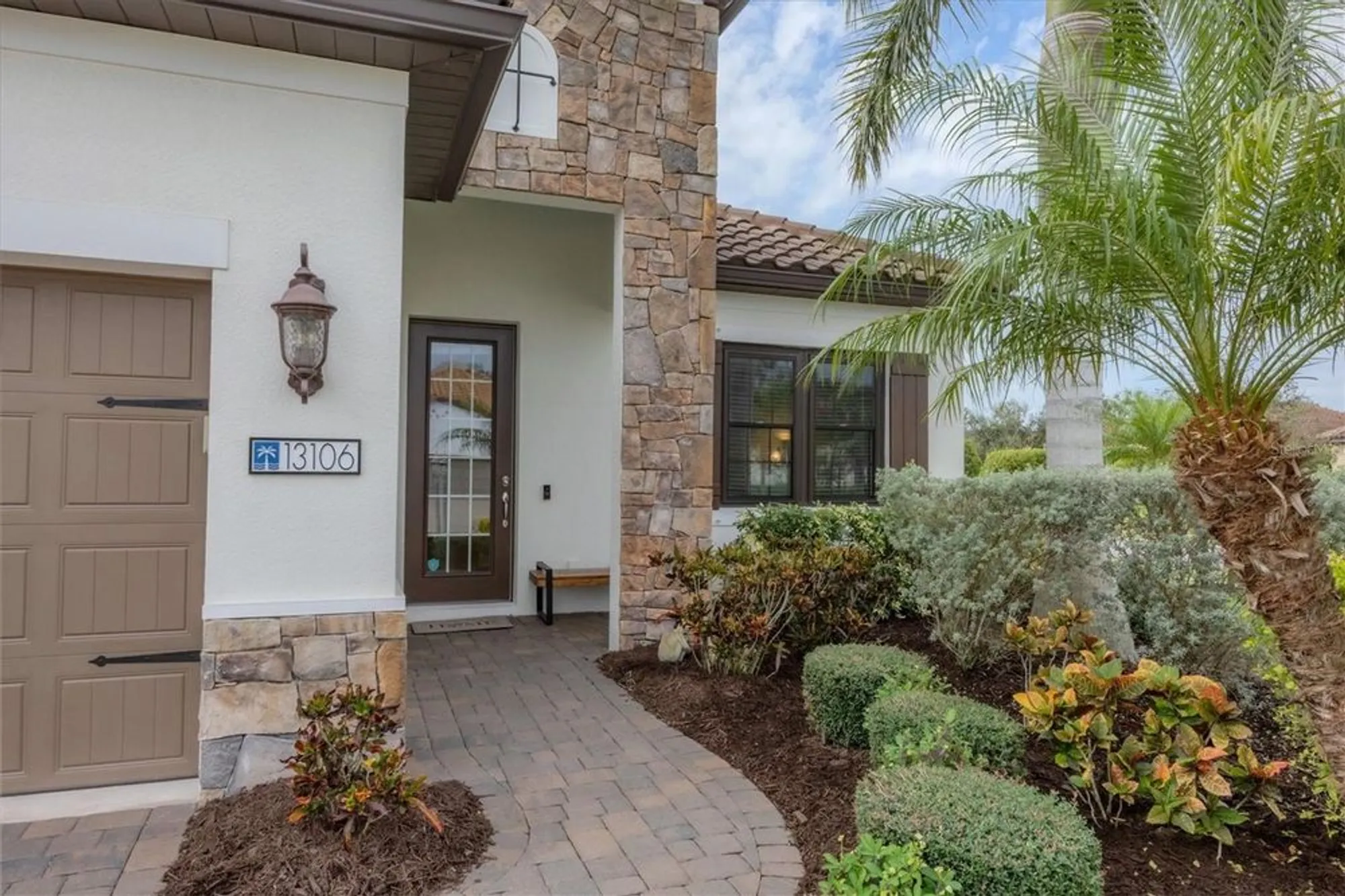 Property Slideshow image 11 of 77 | 13106 indigo way, Bradenton, FL, 34211