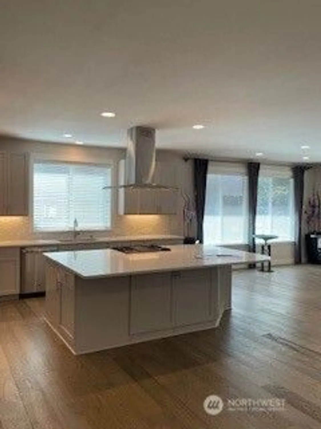 Property Slideshow image 19 of 20 | 5311 waldron dr, Lacey, WA, 98516