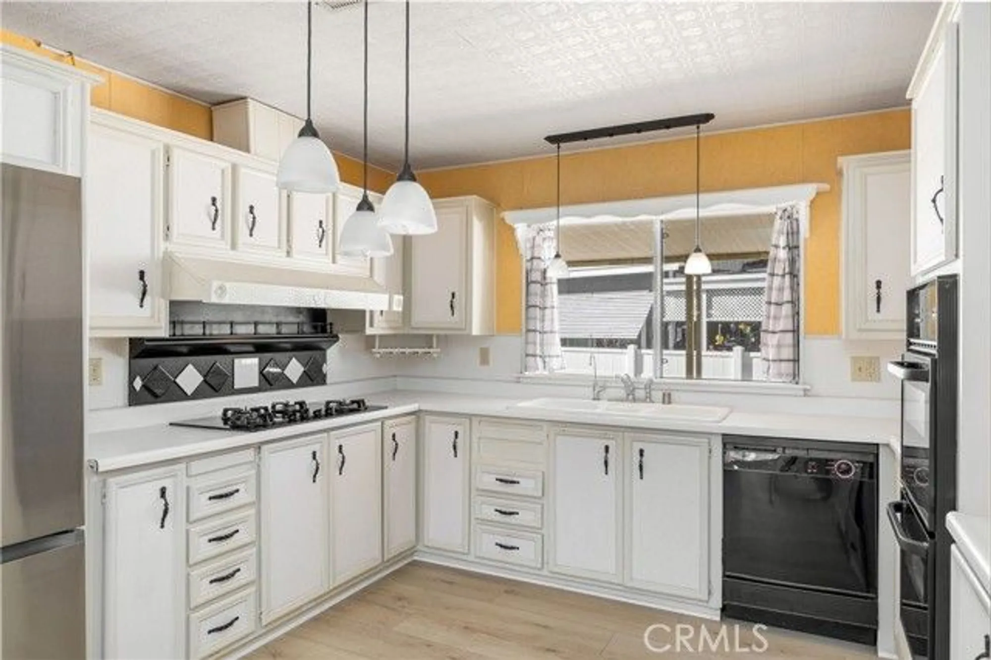 Property Slideshow image 10 of 44 | 29045 calle del buho, Murrieta, CA, 92563