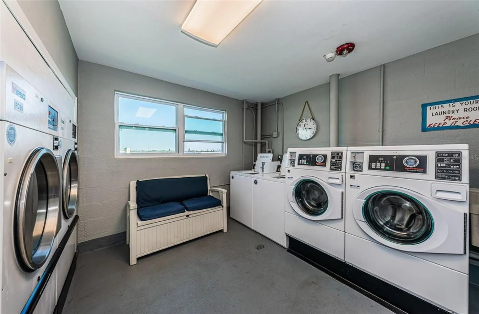 Property Slideshow image 37 of 99 | 5925 shore blvd 505, Gulfport, FL, 33707